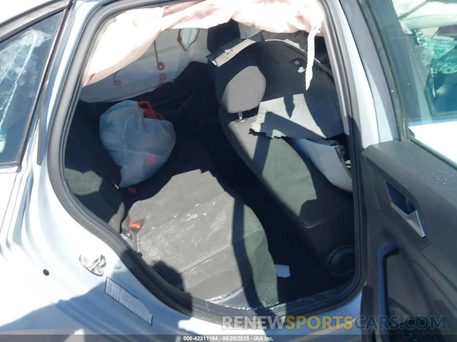 8 Photograph of a damaged car 3VWC57BU5KM131381 VOLKSWAGEN JETTA 2019