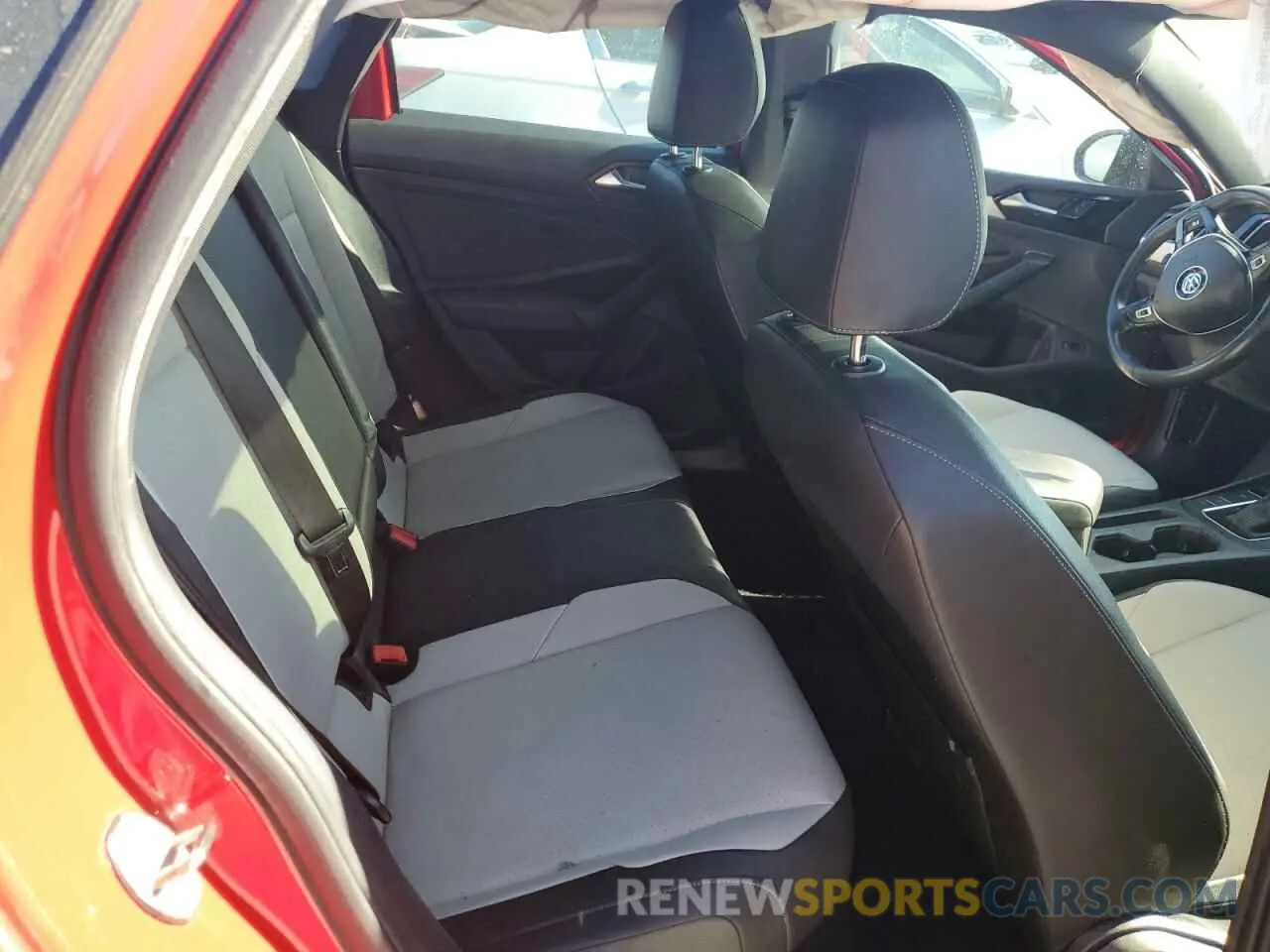 10 Photograph of a damaged car 3VWC57BU5KM166180 VOLKSWAGEN JETTA 2019