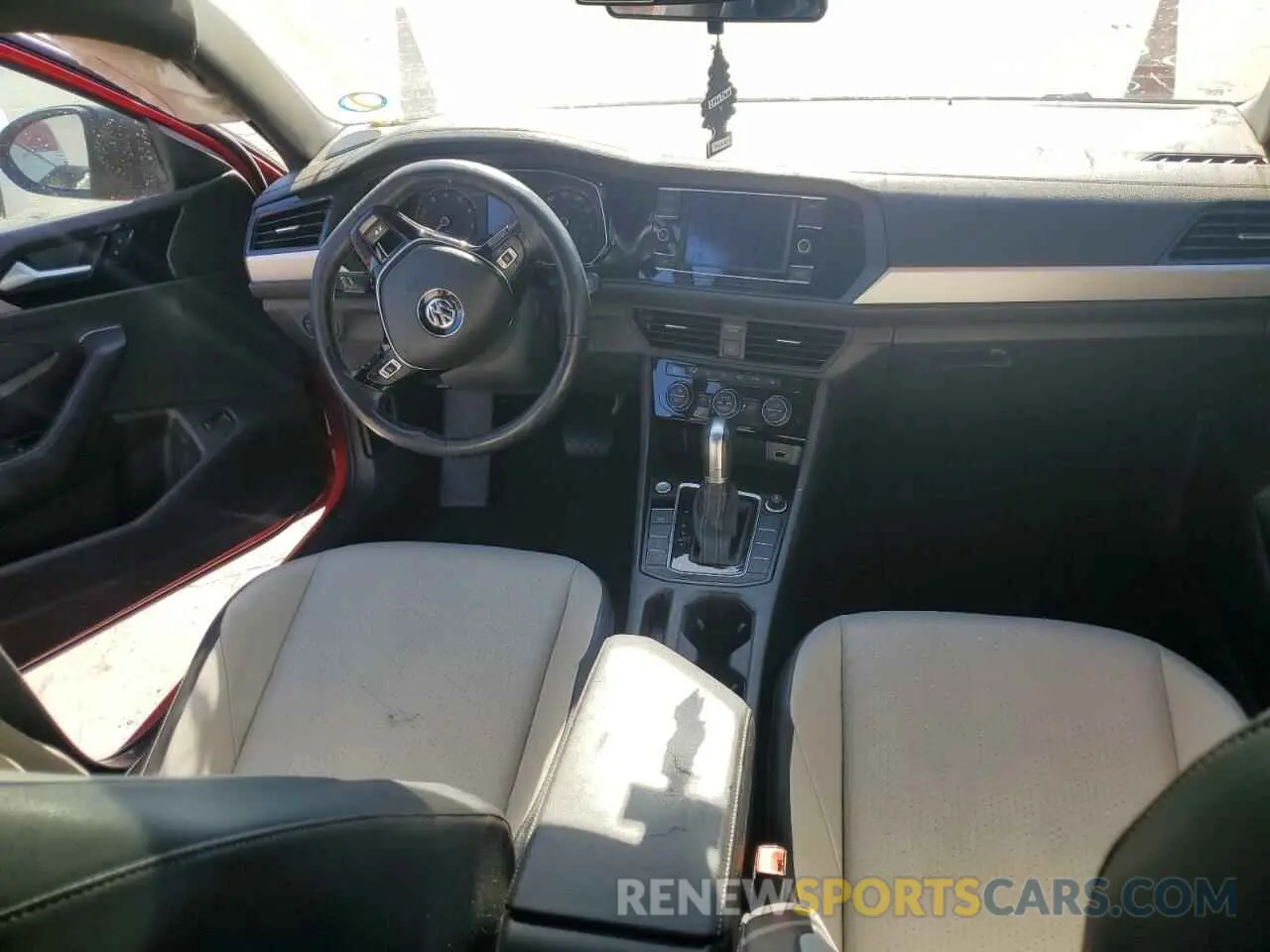 8 Photograph of a damaged car 3VWC57BU5KM166180 VOLKSWAGEN JETTA 2019