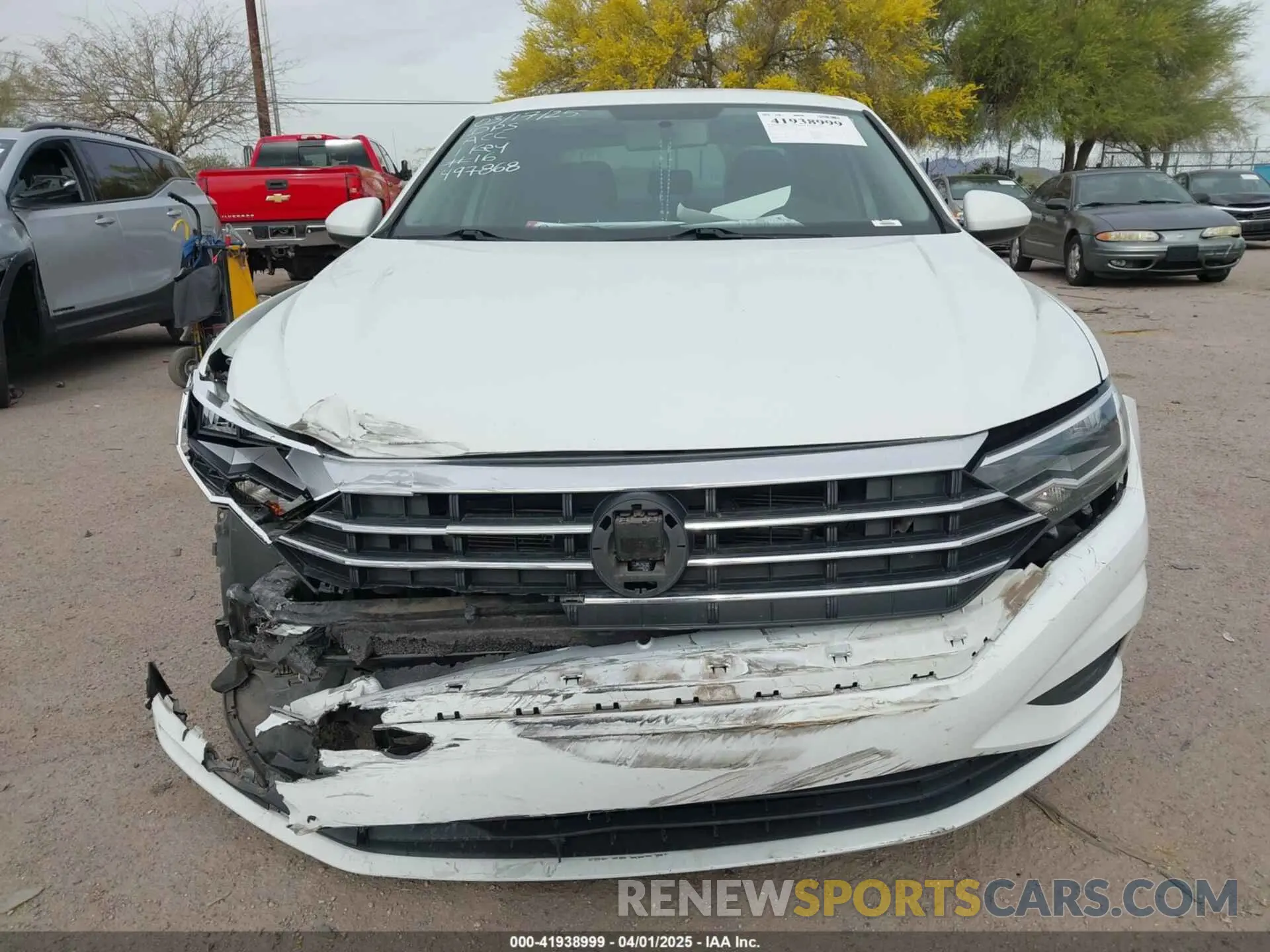 13 Photograph of a damaged car 3VWC57BU5KM192570 VOLKSWAGEN JETTA 2019