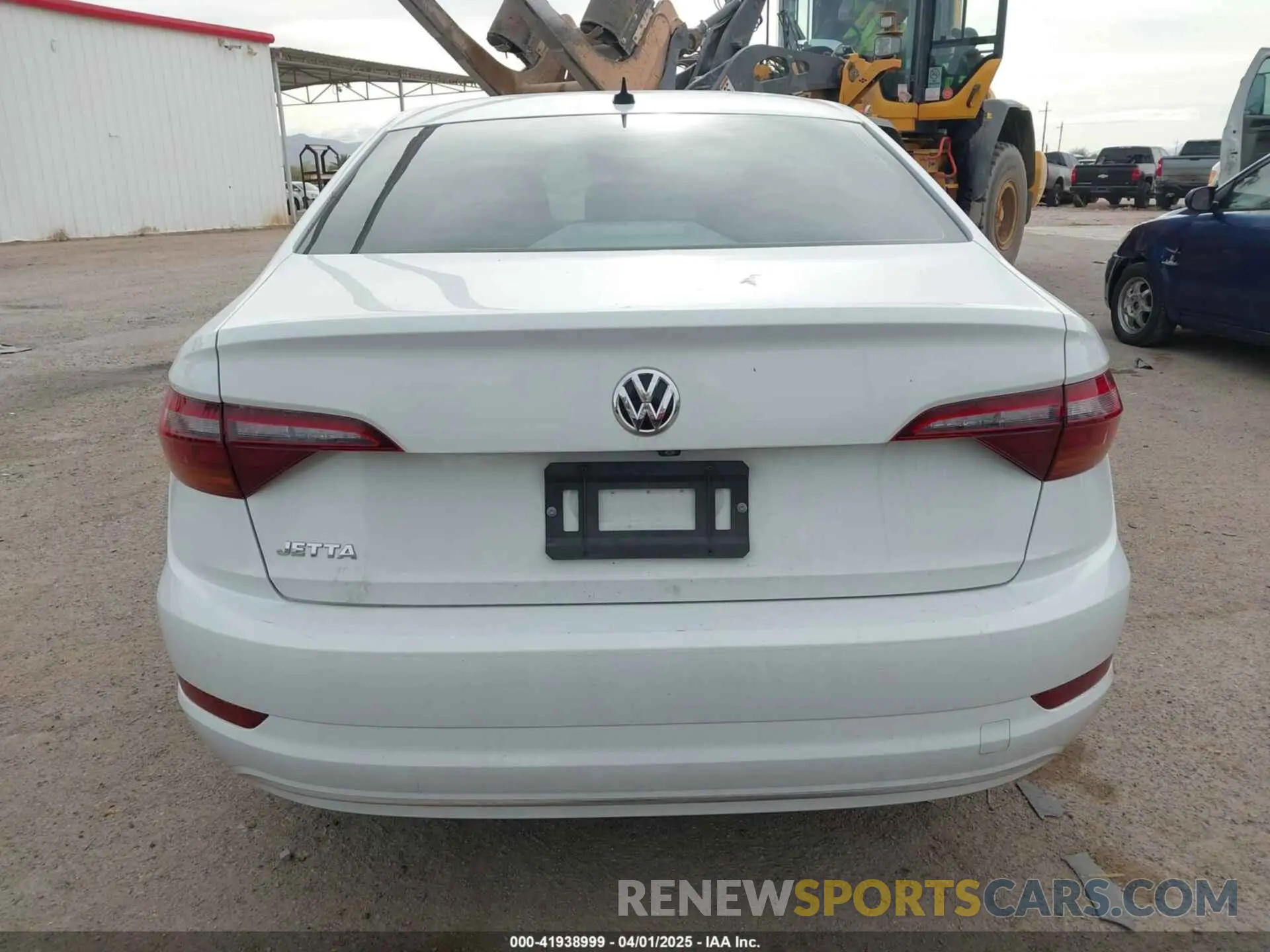 17 Photograph of a damaged car 3VWC57BU5KM192570 VOLKSWAGEN JETTA 2019