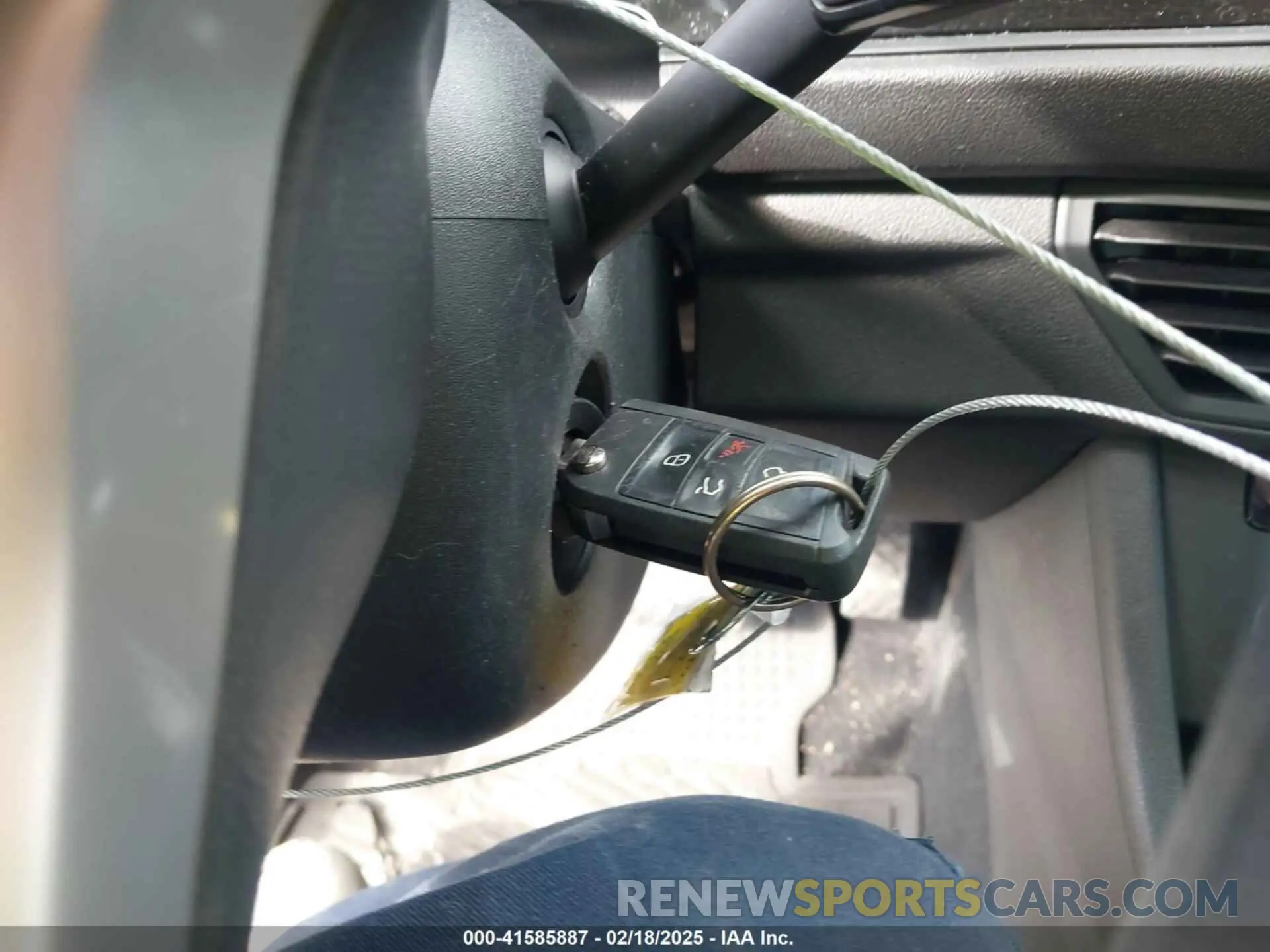 11 Photograph of a damaged car 3VWC57BU5KM221730 VOLKSWAGEN JETTA 2019