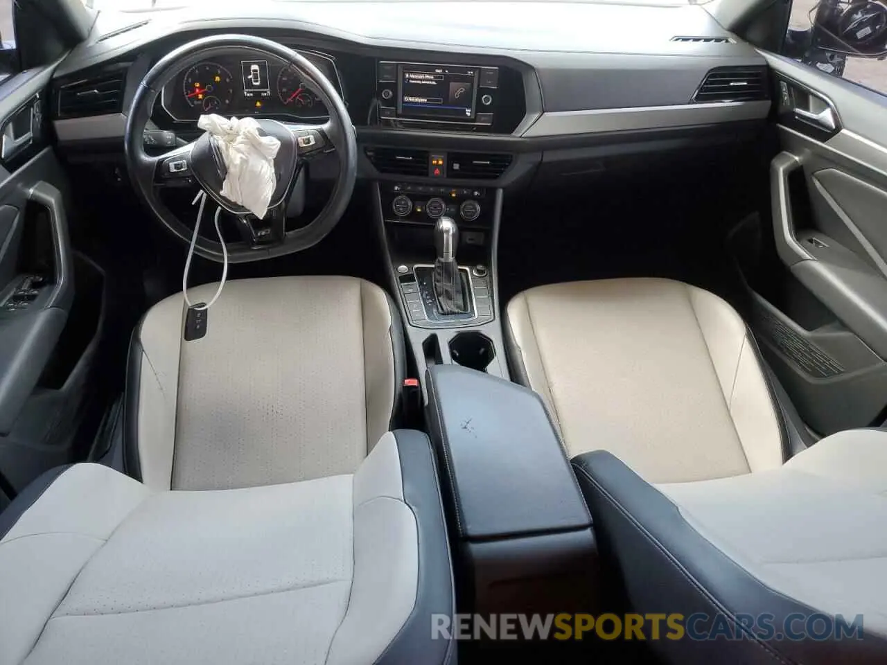 8 Photograph of a damaged car 3VWC57BU5KM256428 VOLKSWAGEN JETTA 2019