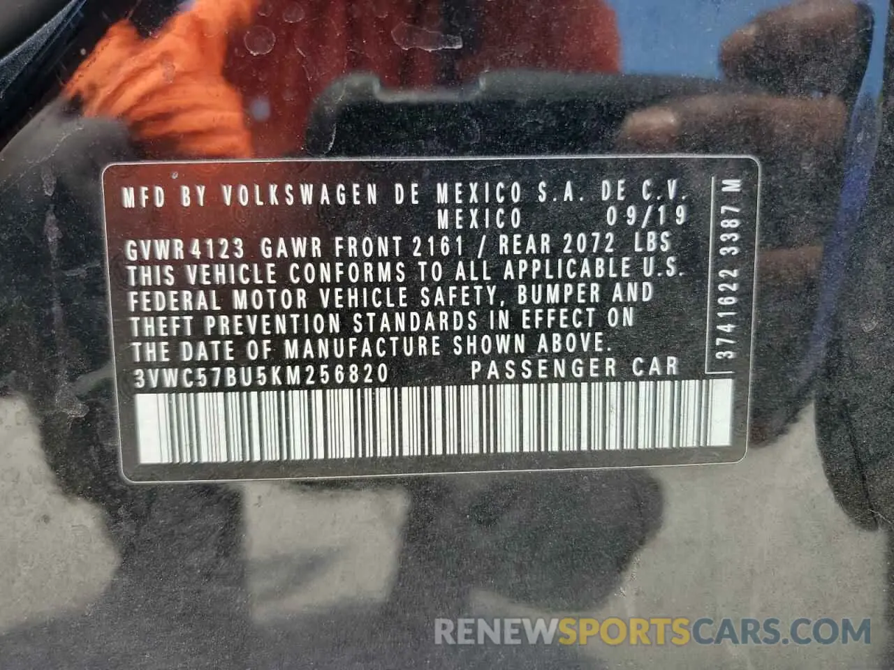 13 Photograph of a damaged car 3VWC57BU5KM256820 VOLKSWAGEN JETTA 2019