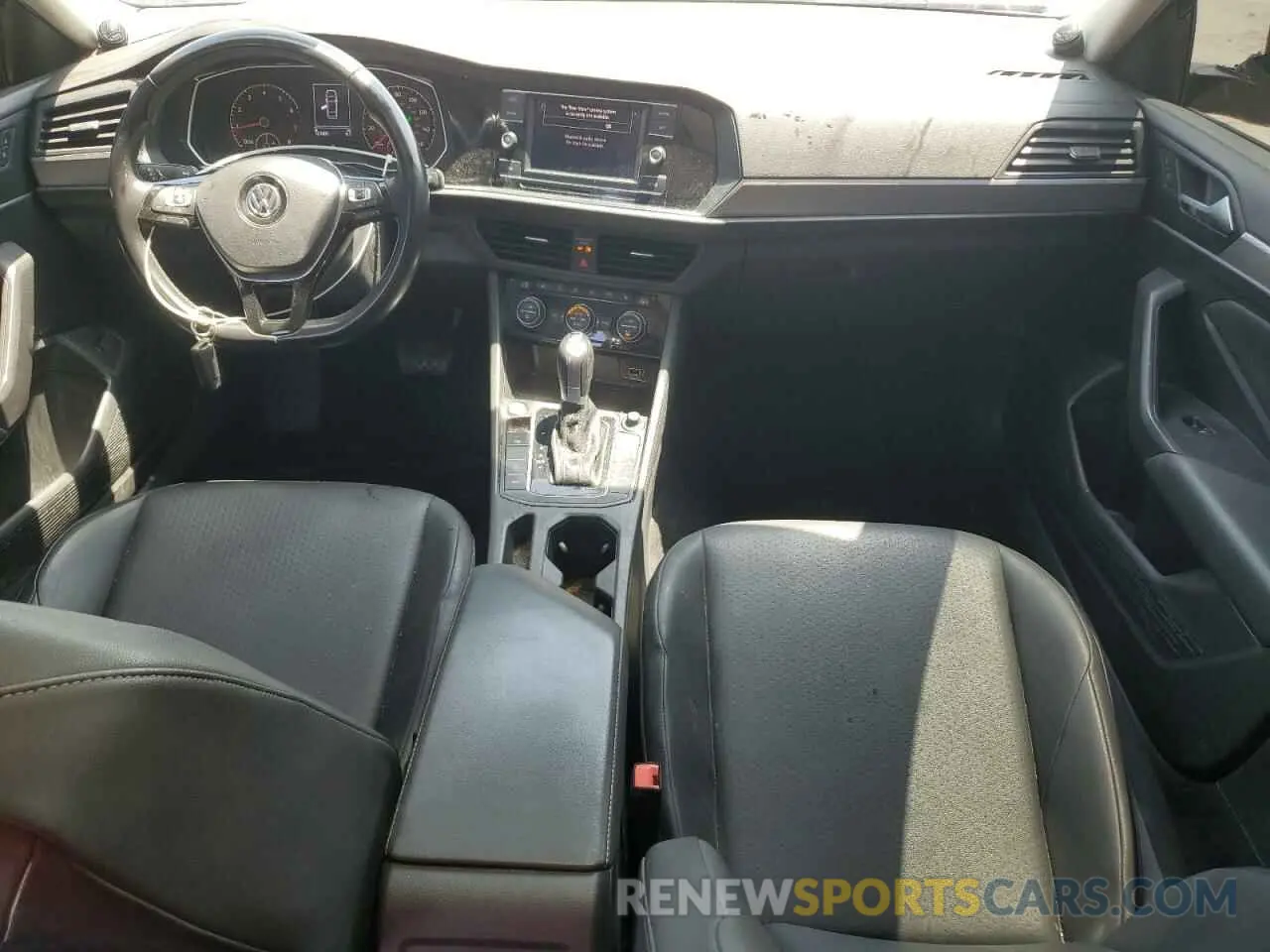 8 Photograph of a damaged car 3VWC57BU5KM256820 VOLKSWAGEN JETTA 2019