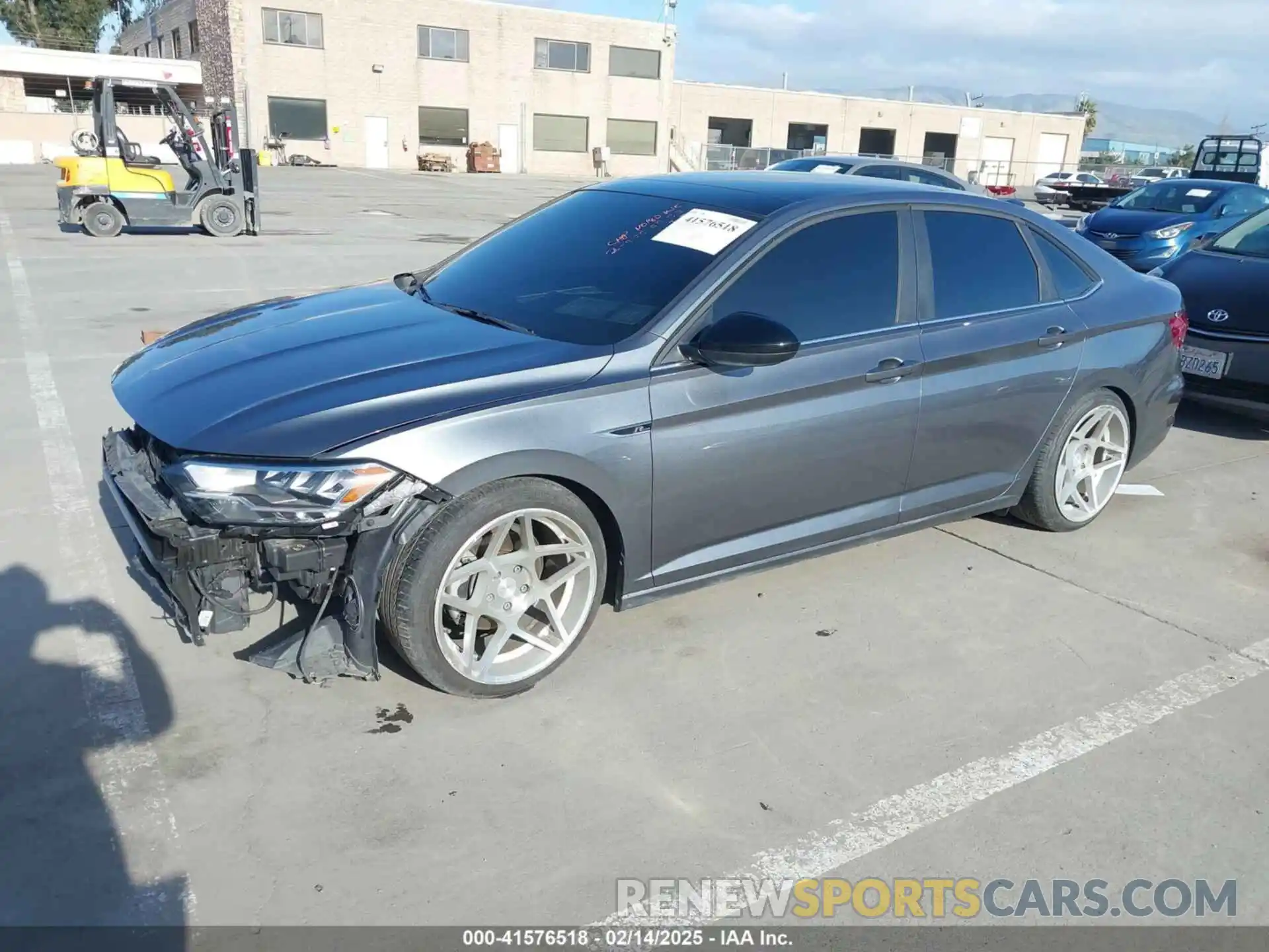 2 Photograph of a damaged car 3VWC57BU5KM268398 VOLKSWAGEN JETTA 2019