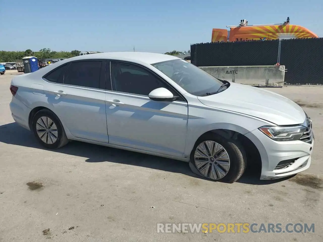 4 Photograph of a damaged car 3VWC57BU6KM023674 VOLKSWAGEN JETTA 2019