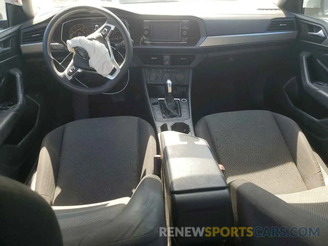 8 Photograph of a damaged car 3VWC57BU6KM023674 VOLKSWAGEN JETTA 2019
