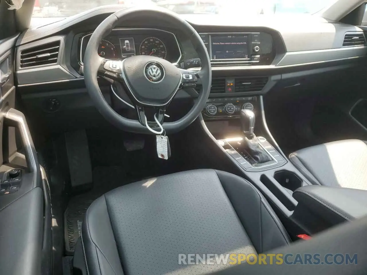 8 Photograph of a damaged car 3VWC57BU6KM120678 VOLKSWAGEN JETTA 2019