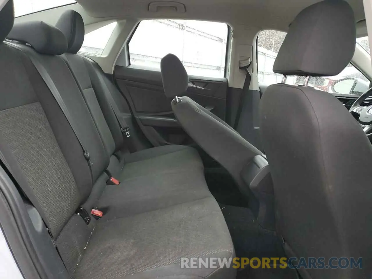10 Photograph of a damaged car 3VWC57BU6KM140123 VOLKSWAGEN JETTA 2019