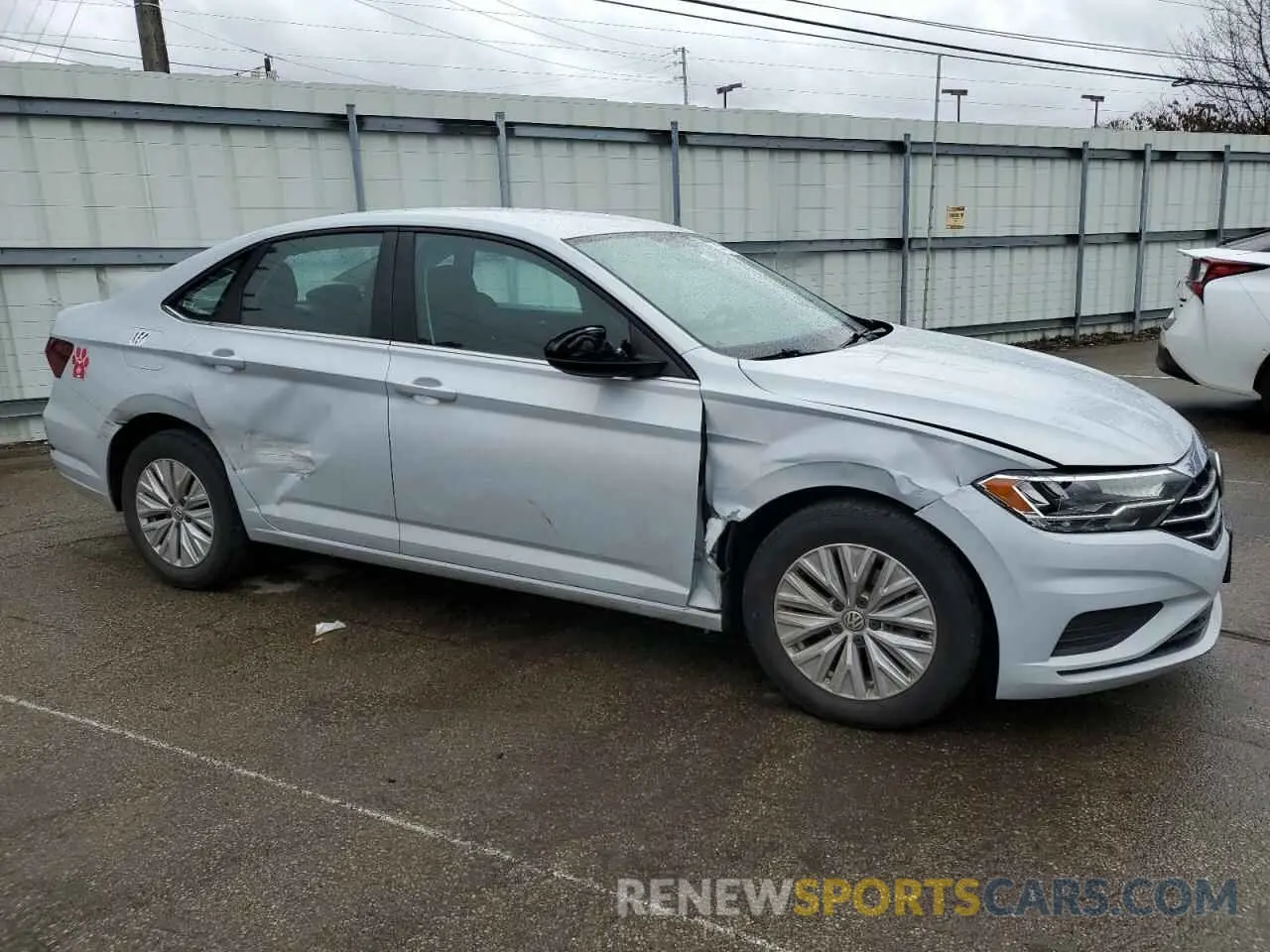 4 Photograph of a damaged car 3VWC57BU6KM140123 VOLKSWAGEN JETTA 2019