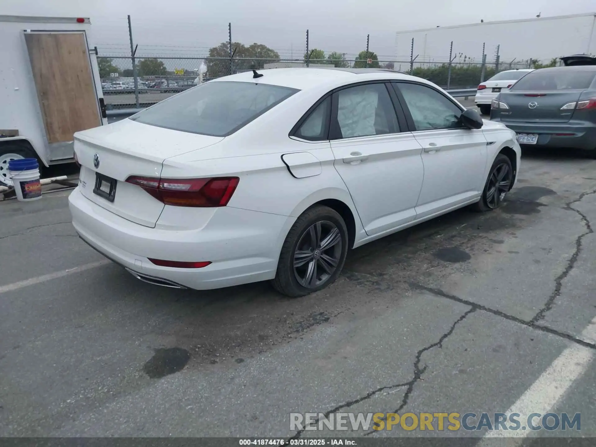 4 Photograph of a damaged car 3VWC57BU6KM162459 VOLKSWAGEN JETTA 2019