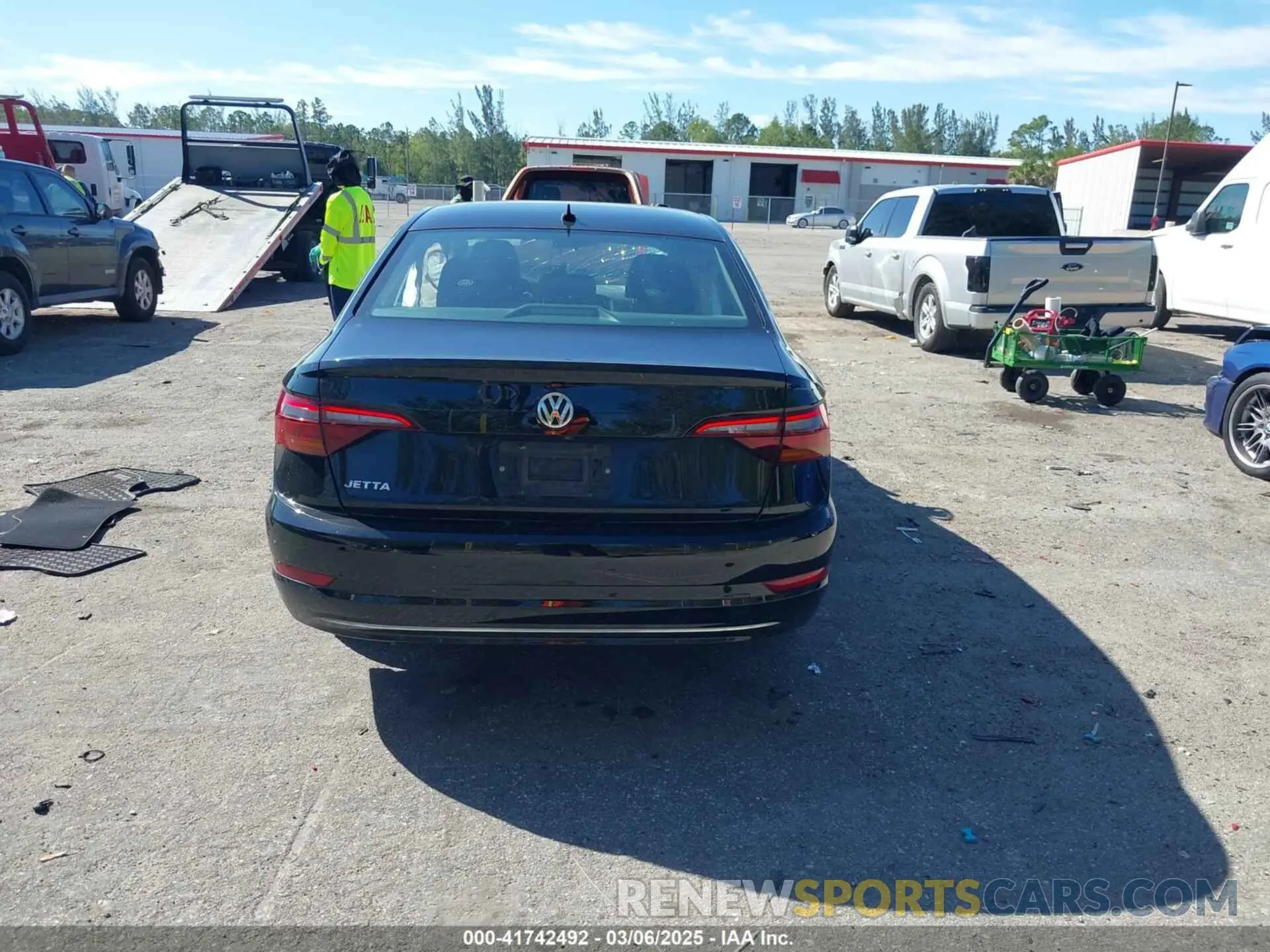 17 Photograph of a damaged car 3VWC57BU6KM165412 VOLKSWAGEN JETTA 2019
