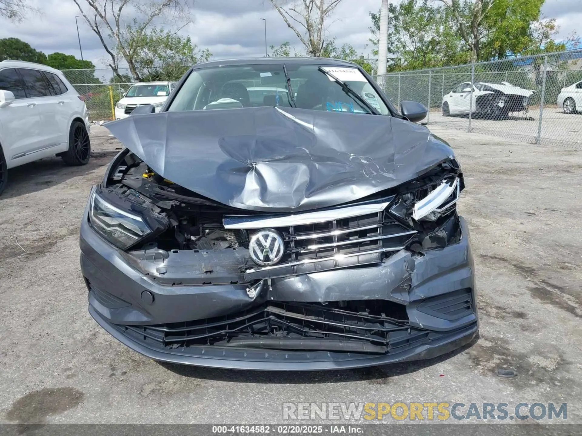 13 Photograph of a damaged car 3VWC57BU6KM179682 VOLKSWAGEN JETTA 2019