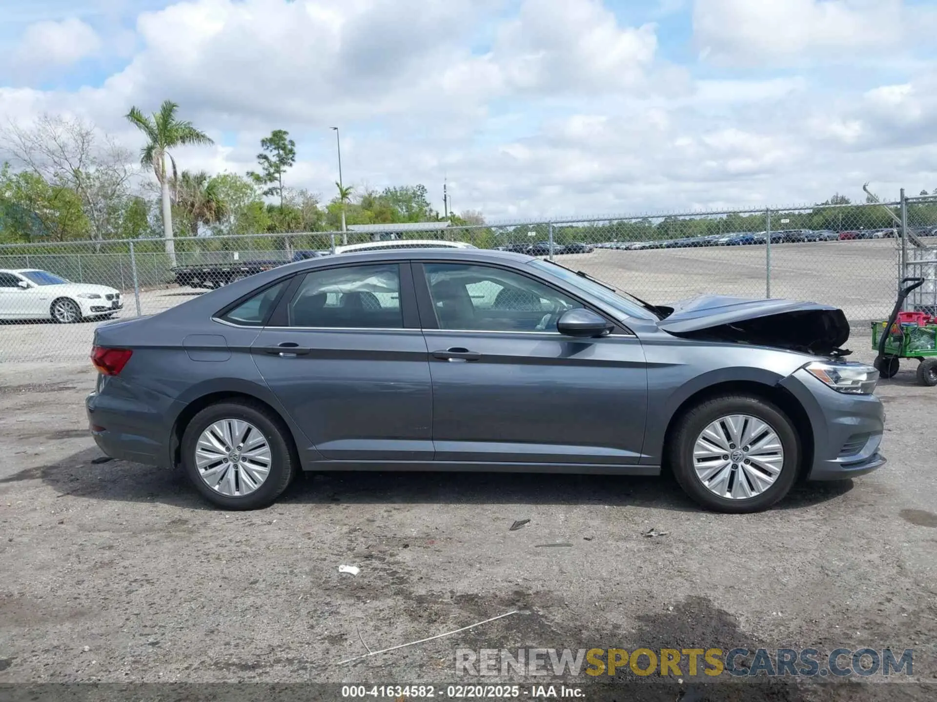 14 Photograph of a damaged car 3VWC57BU6KM179682 VOLKSWAGEN JETTA 2019