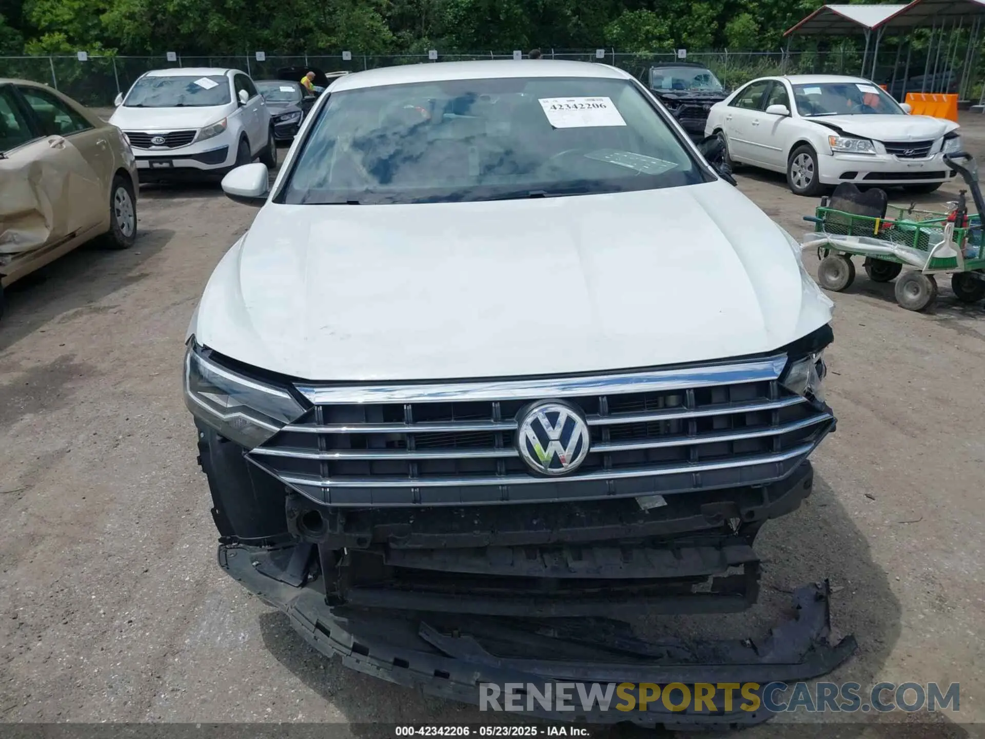 12 Photograph of a damaged car 3VWC57BU6KM267969 VOLKSWAGEN JETTA 2019