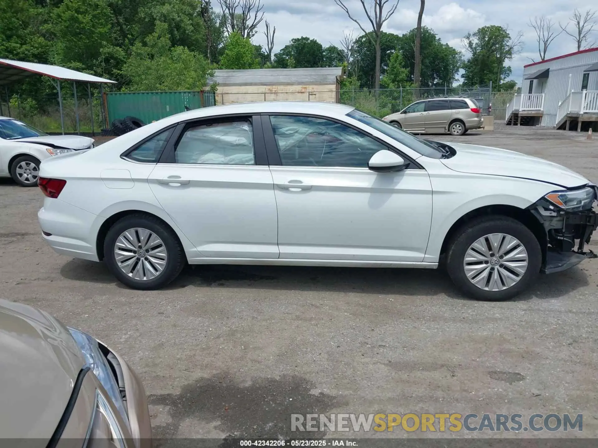 13 Photograph of a damaged car 3VWC57BU6KM267969 VOLKSWAGEN JETTA 2019