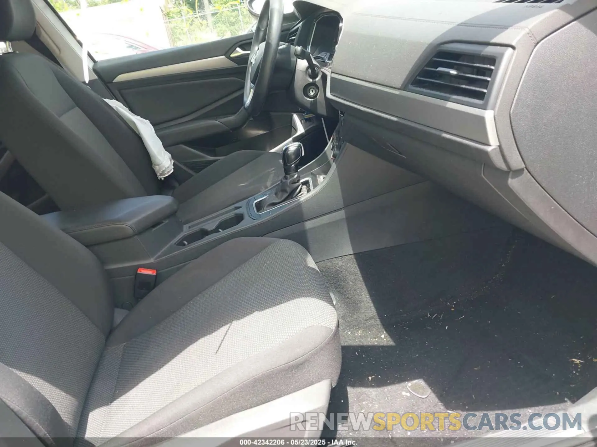 5 Photograph of a damaged car 3VWC57BU6KM267969 VOLKSWAGEN JETTA 2019