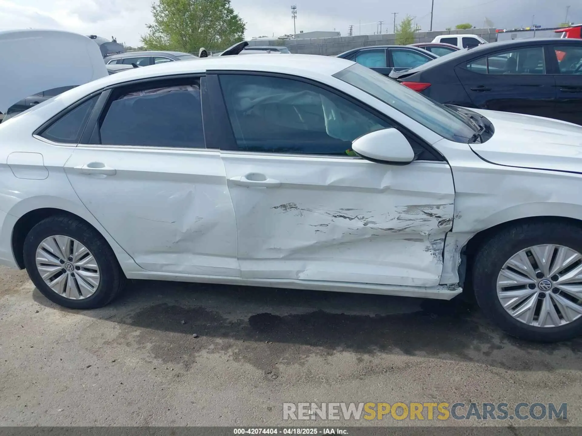 6 Photograph of a damaged car 3VWC57BU6KM273481 VOLKSWAGEN JETTA 2019
