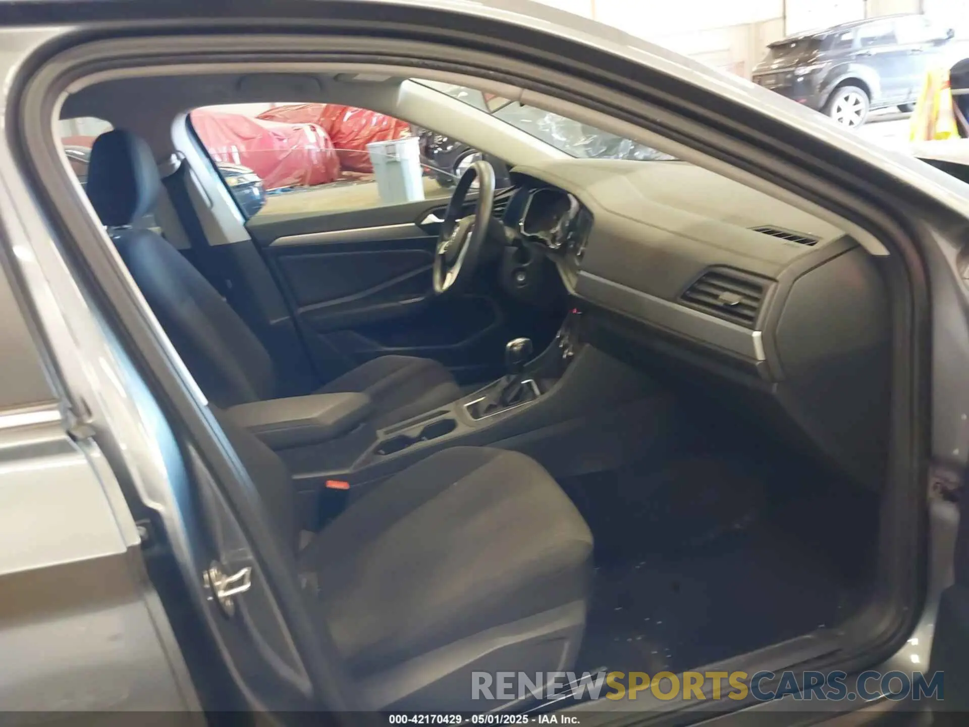 5 Photograph of a damaged car 3VWC57BU6KM274971 VOLKSWAGEN JETTA 2019