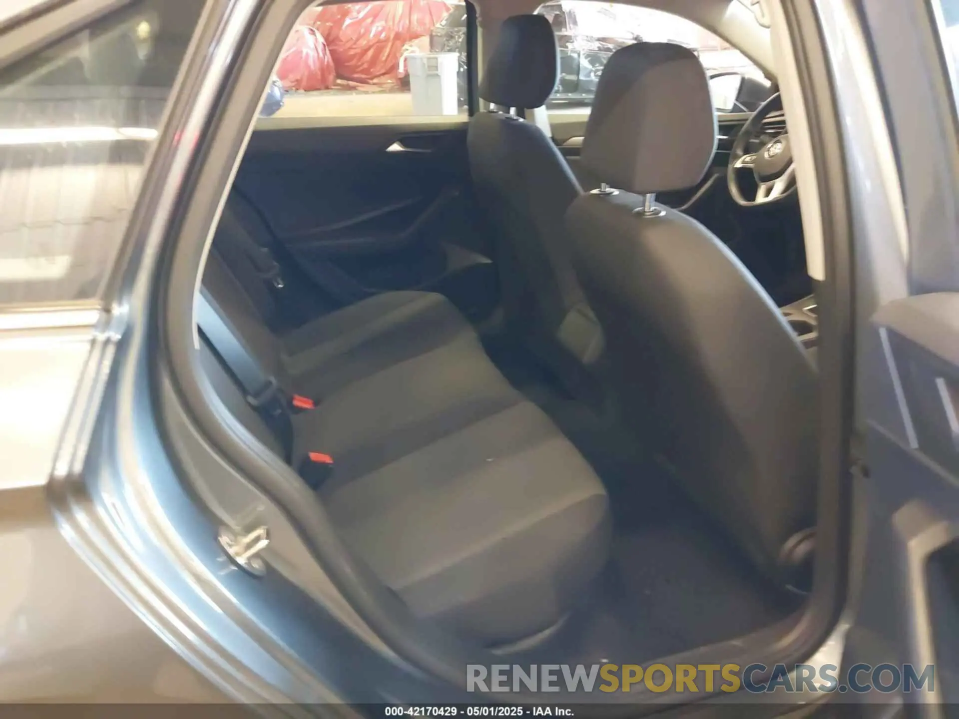8 Photograph of a damaged car 3VWC57BU6KM274971 VOLKSWAGEN JETTA 2019