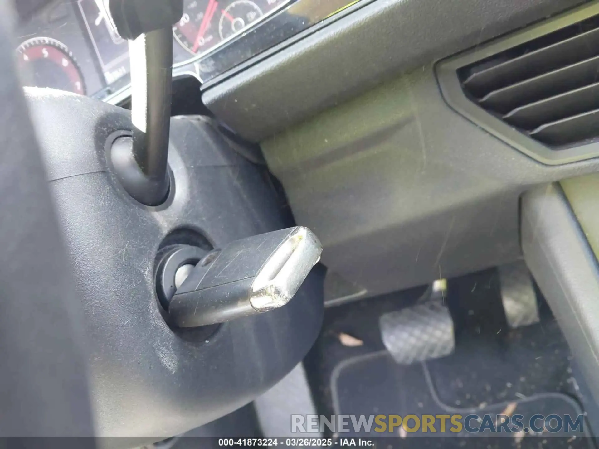 11 Photograph of a damaged car 3VWC57BU7KM020606 VOLKSWAGEN JETTA 2019
