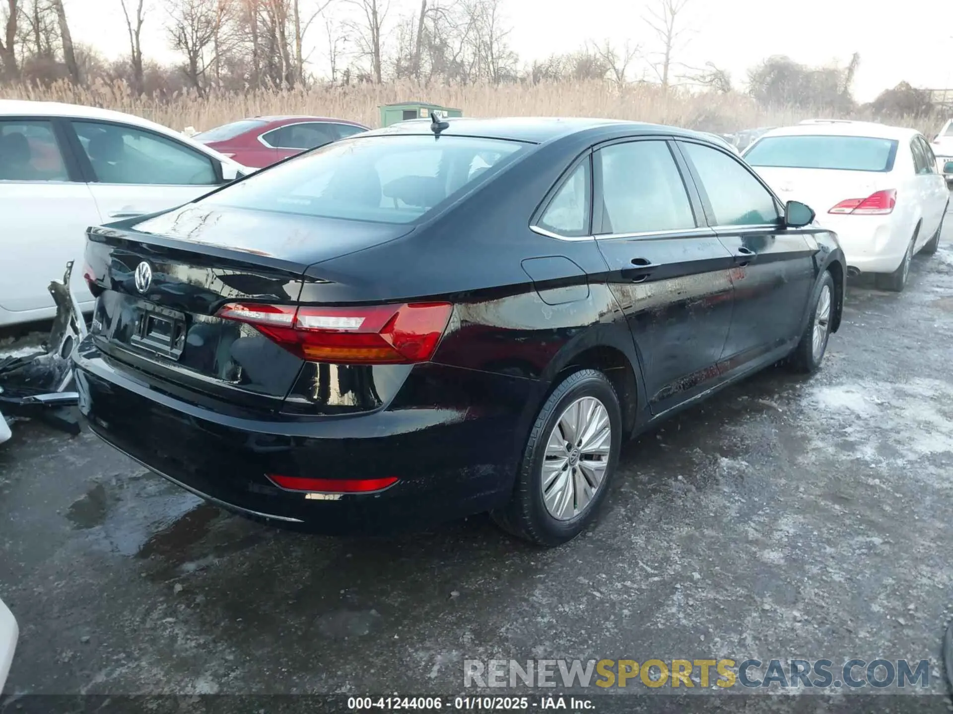 4 Photograph of a damaged car 3VWC57BU7KM032206 VOLKSWAGEN JETTA 2019