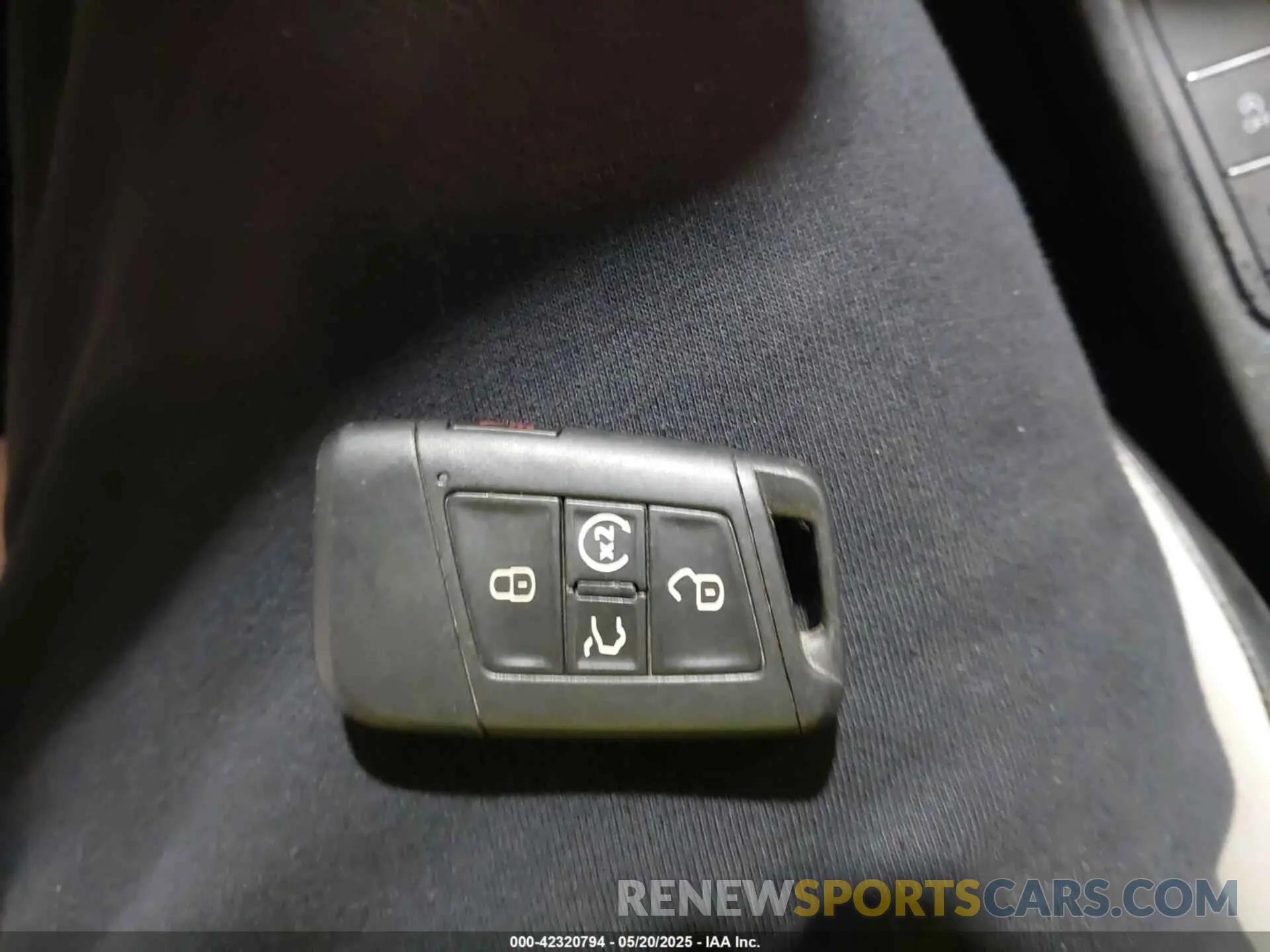 11 Photograph of a damaged car 3VWC57BU7KM069854 VOLKSWAGEN JETTA 2019