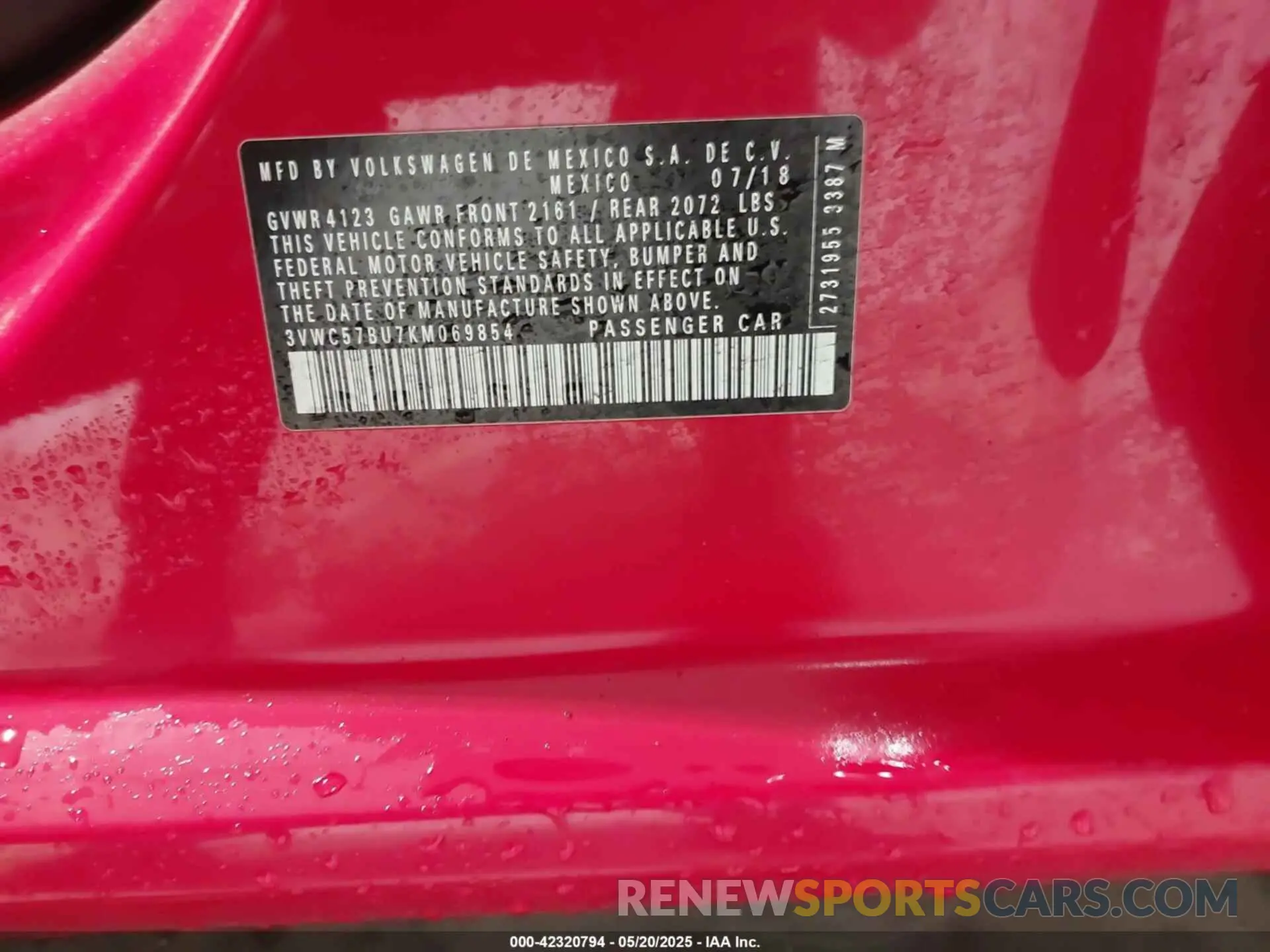 9 Photograph of a damaged car 3VWC57BU7KM069854 VOLKSWAGEN JETTA 2019