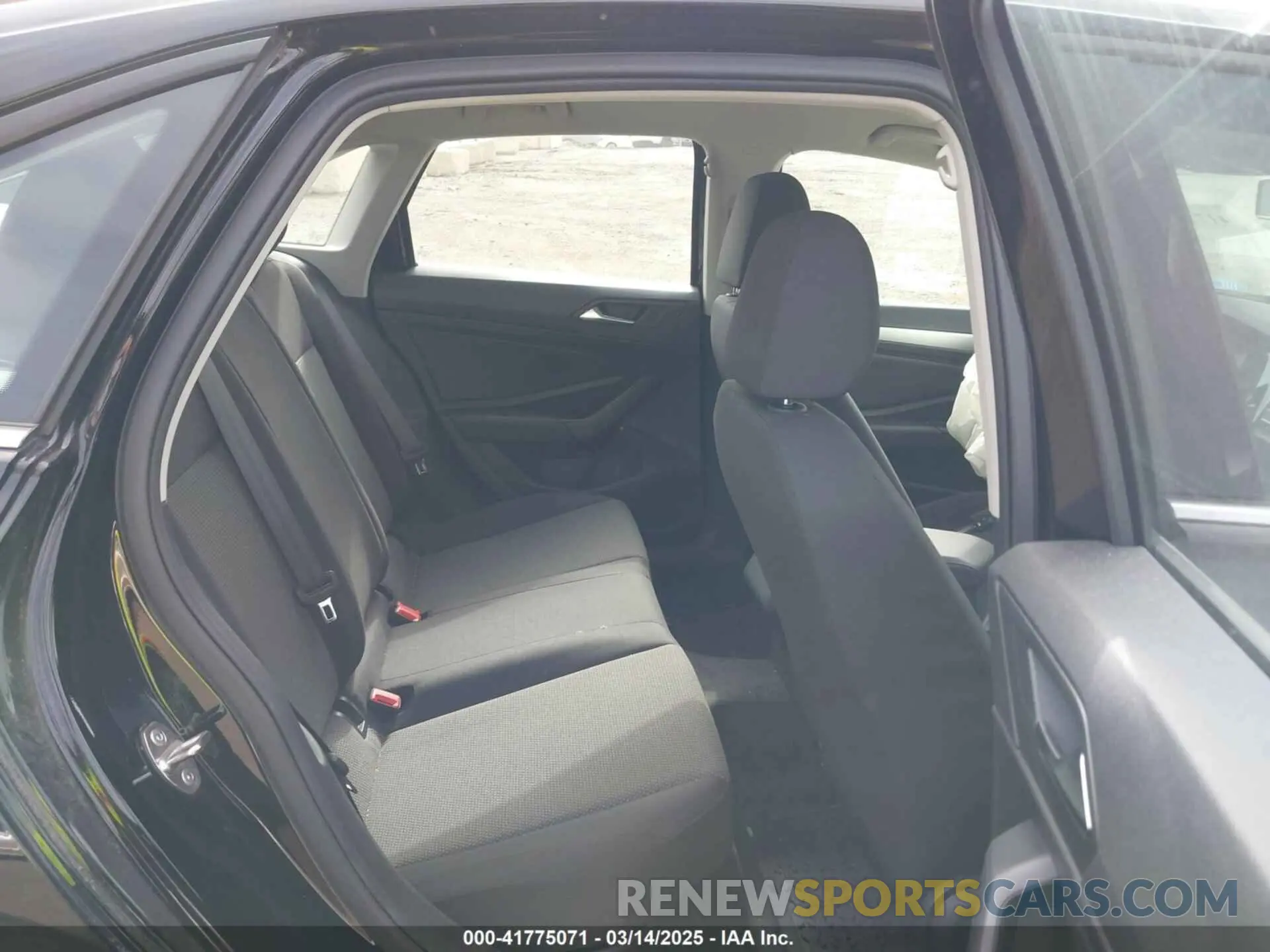 8 Photograph of a damaged car 3VWC57BU7KM084757 VOLKSWAGEN JETTA 2019
