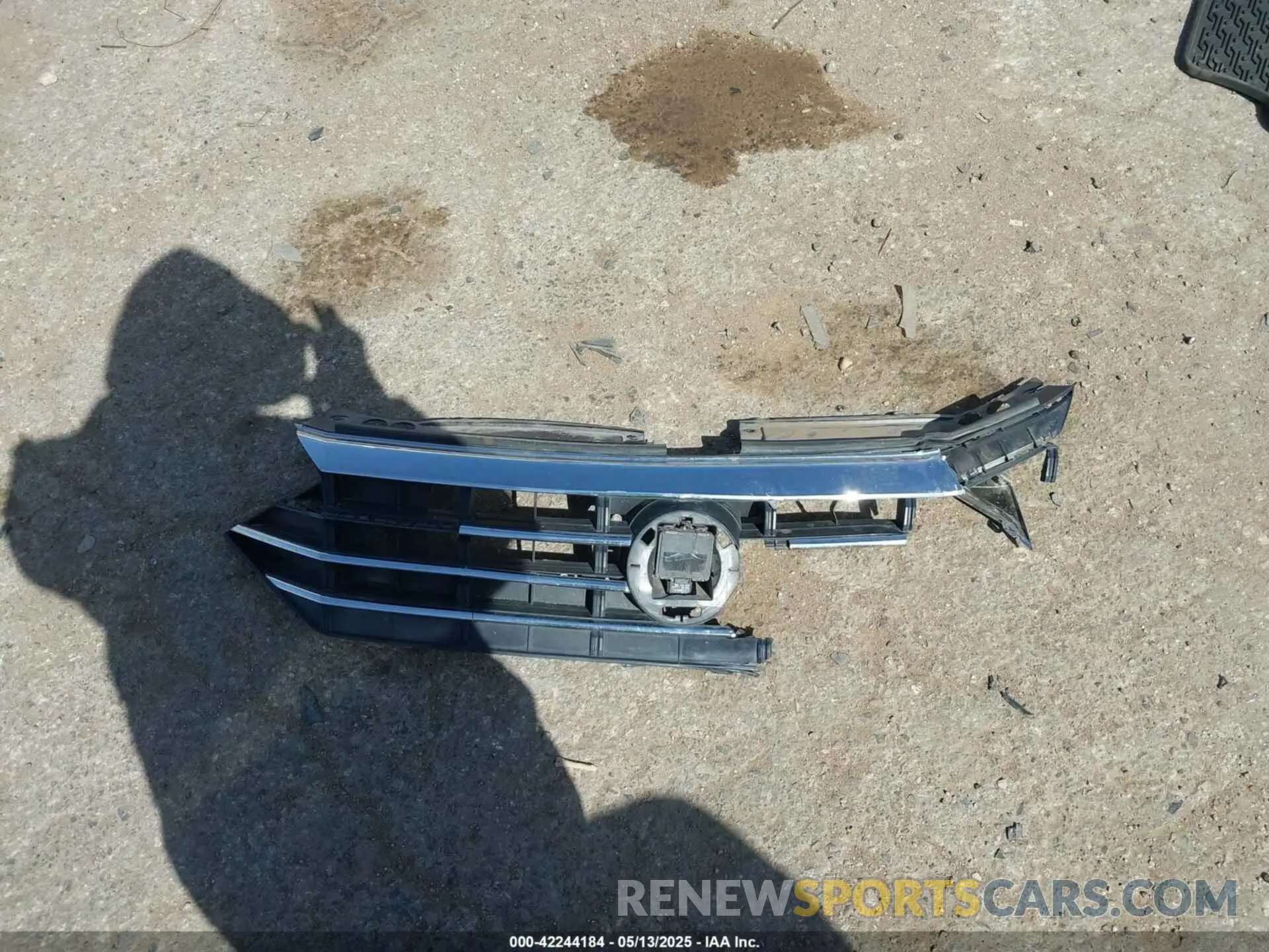 12 Photograph of a damaged car 3VWC57BU7KM110001 VOLKSWAGEN JETTA 2019