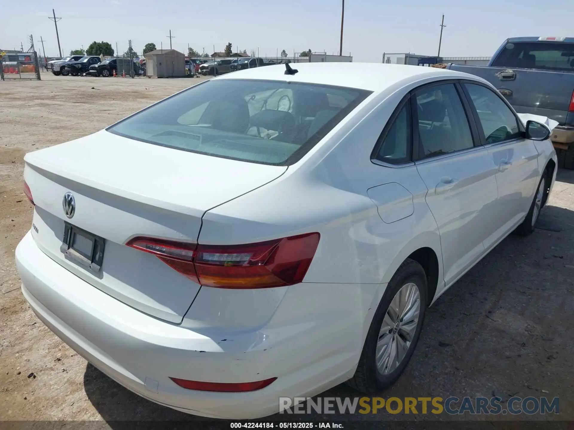4 Photograph of a damaged car 3VWC57BU7KM110001 VOLKSWAGEN JETTA 2019
