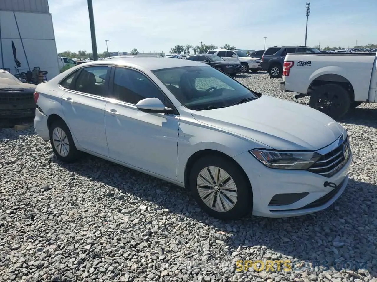 4 Photograph of a damaged car 3VWC57BU7KM129177 VOLKSWAGEN JETTA 2019