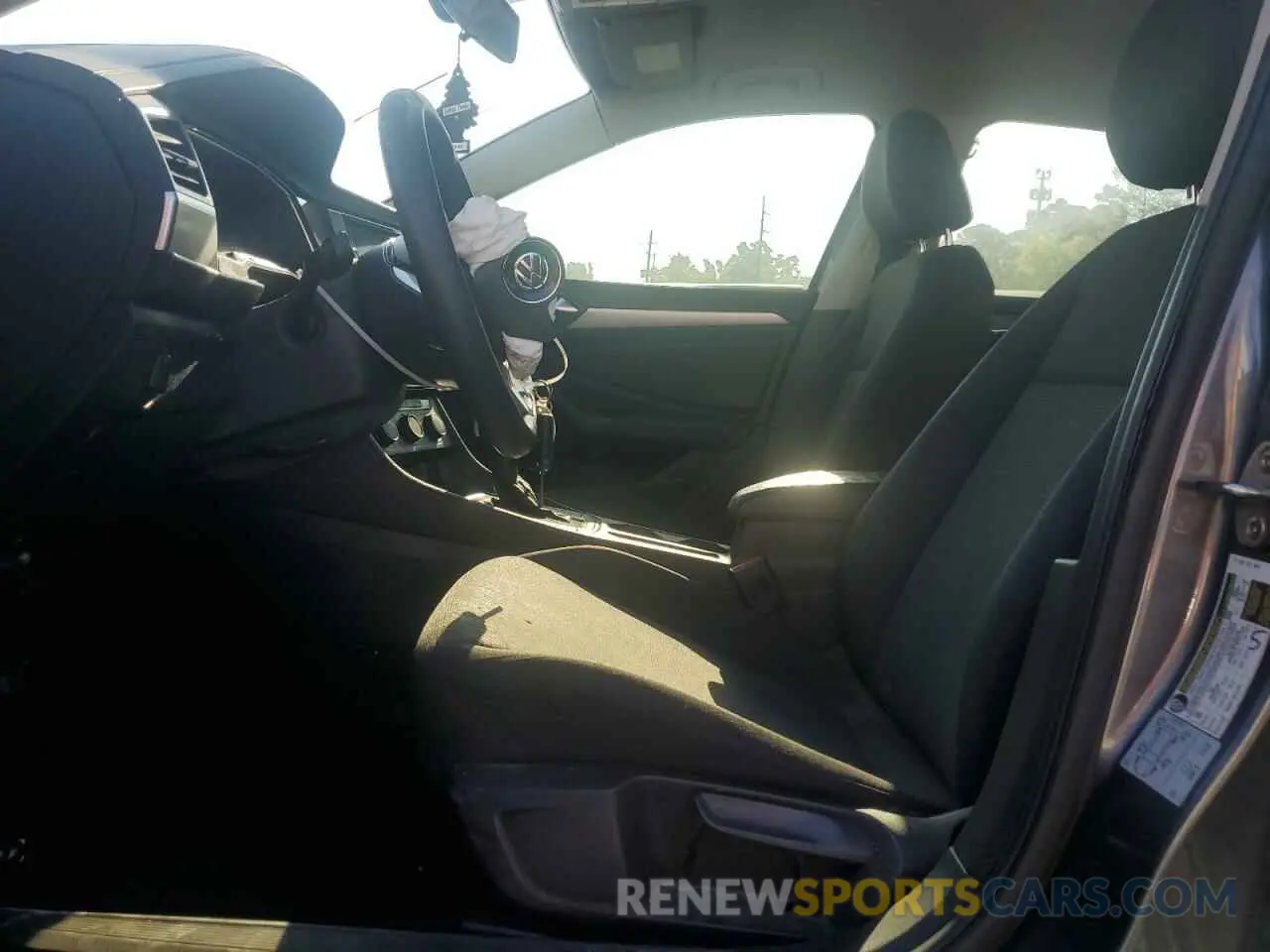 7 Photograph of a damaged car 3VWC57BU7KM154077 VOLKSWAGEN JETTA 2019
