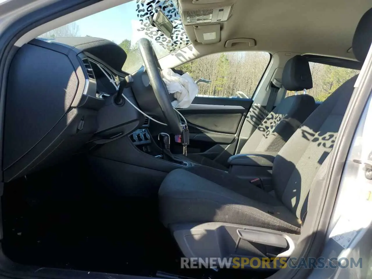 7 Photograph of a damaged car 3VWC57BU7KM215671 VOLKSWAGEN JETTA 2019
