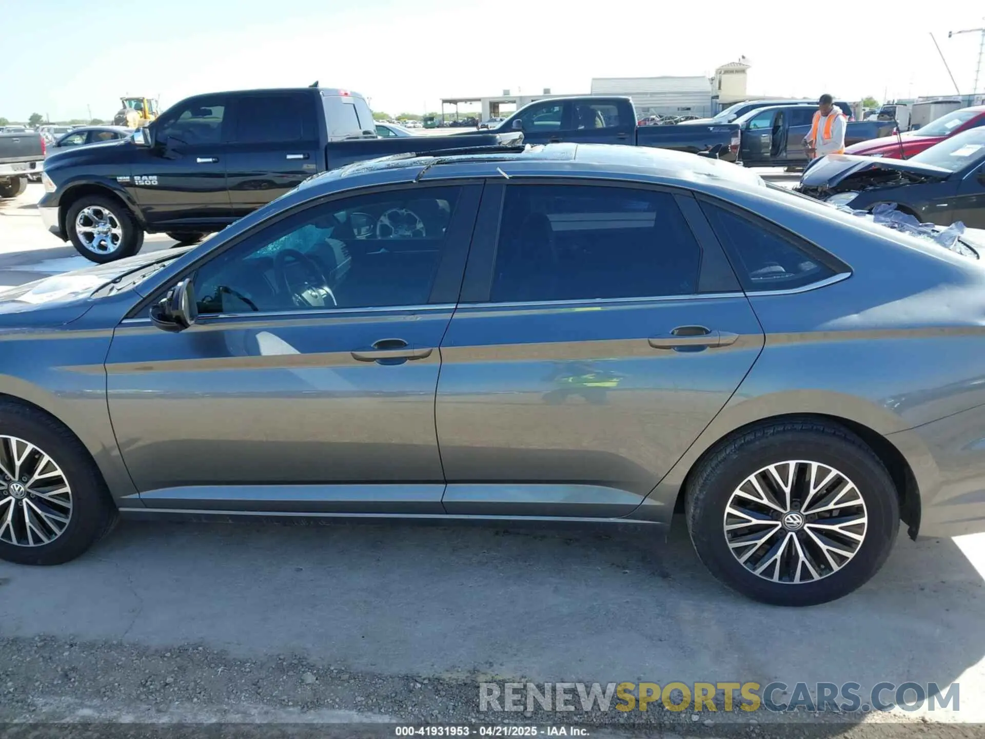 14 Photograph of a damaged car 3VWC57BU7KM219347 VOLKSWAGEN JETTA 2019