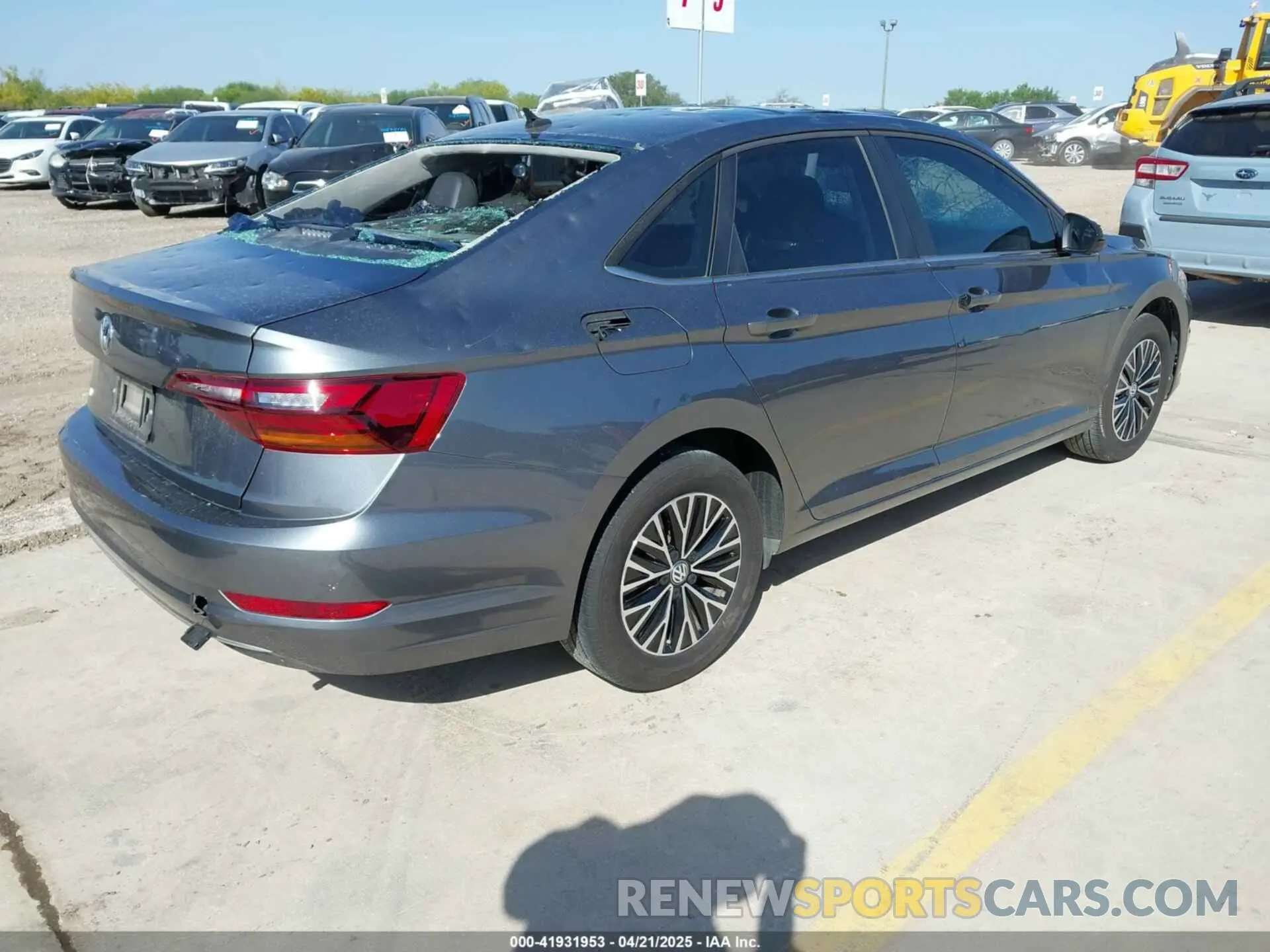 4 Photograph of a damaged car 3VWC57BU7KM219347 VOLKSWAGEN JETTA 2019