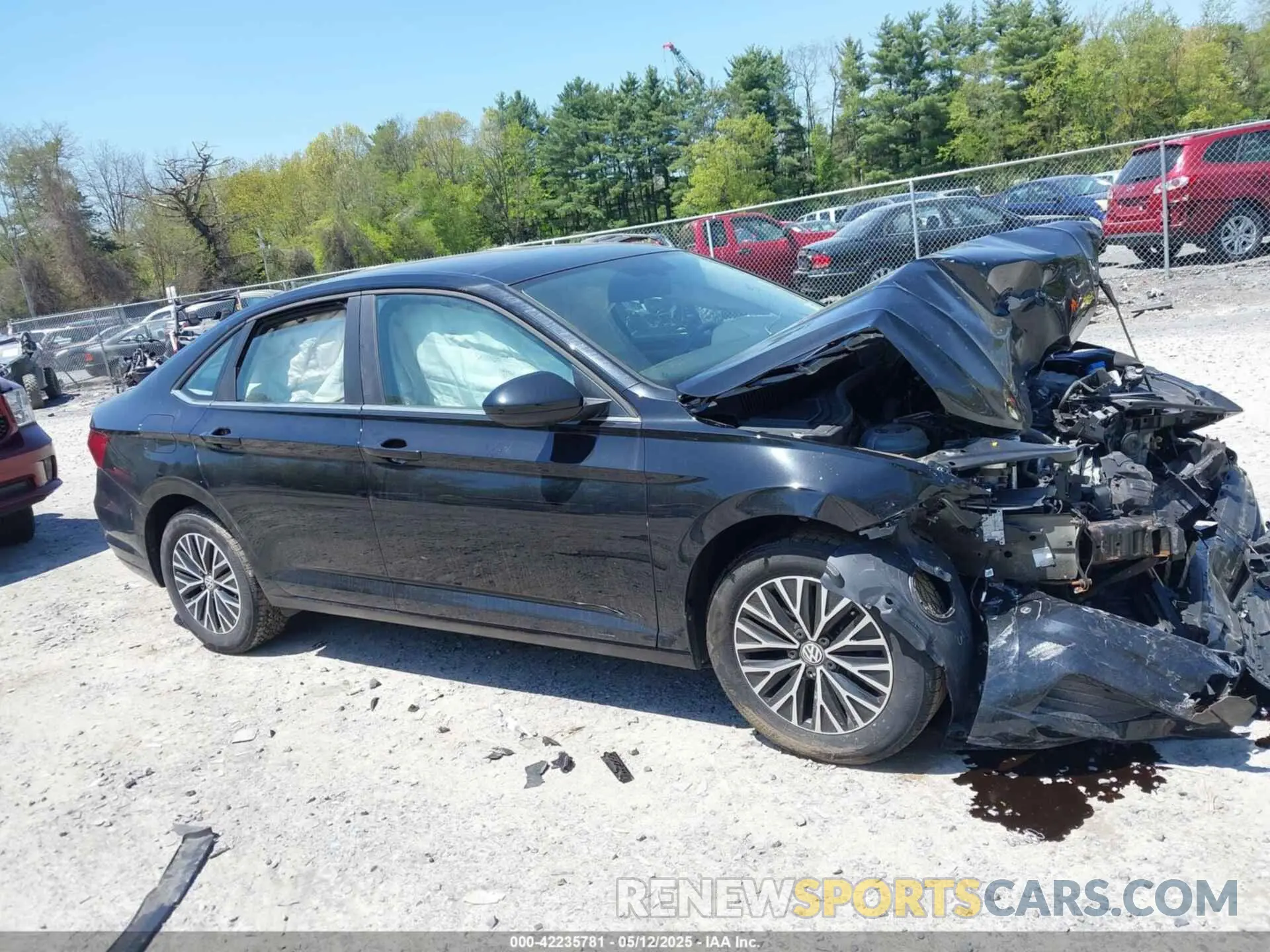 13 Photograph of a damaged car 3VWC57BU7KM272095 VOLKSWAGEN JETTA 2019