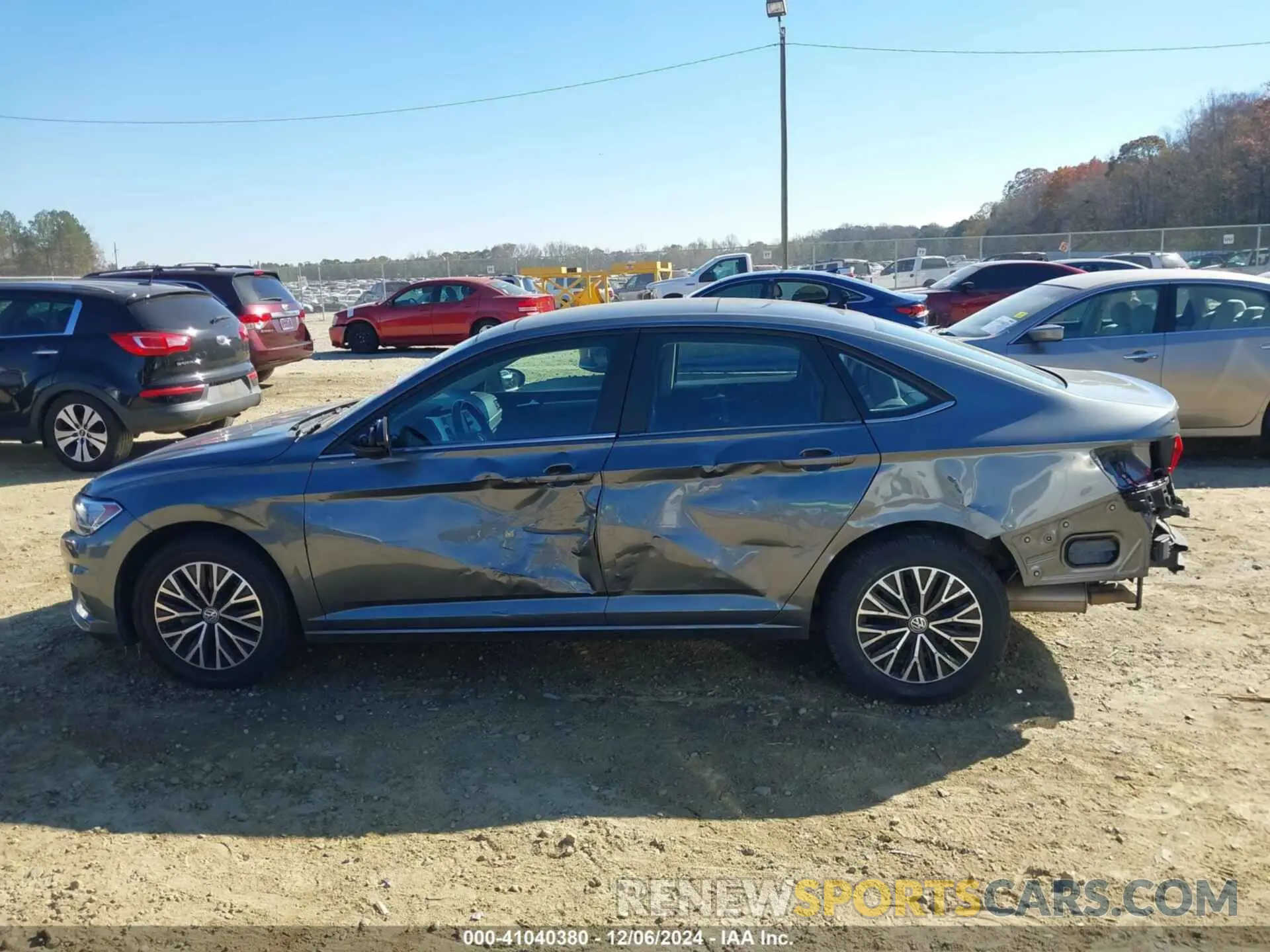 15 Photograph of a damaged car 3VWC57BU8KM055378 VOLKSWAGEN JETTA 2019