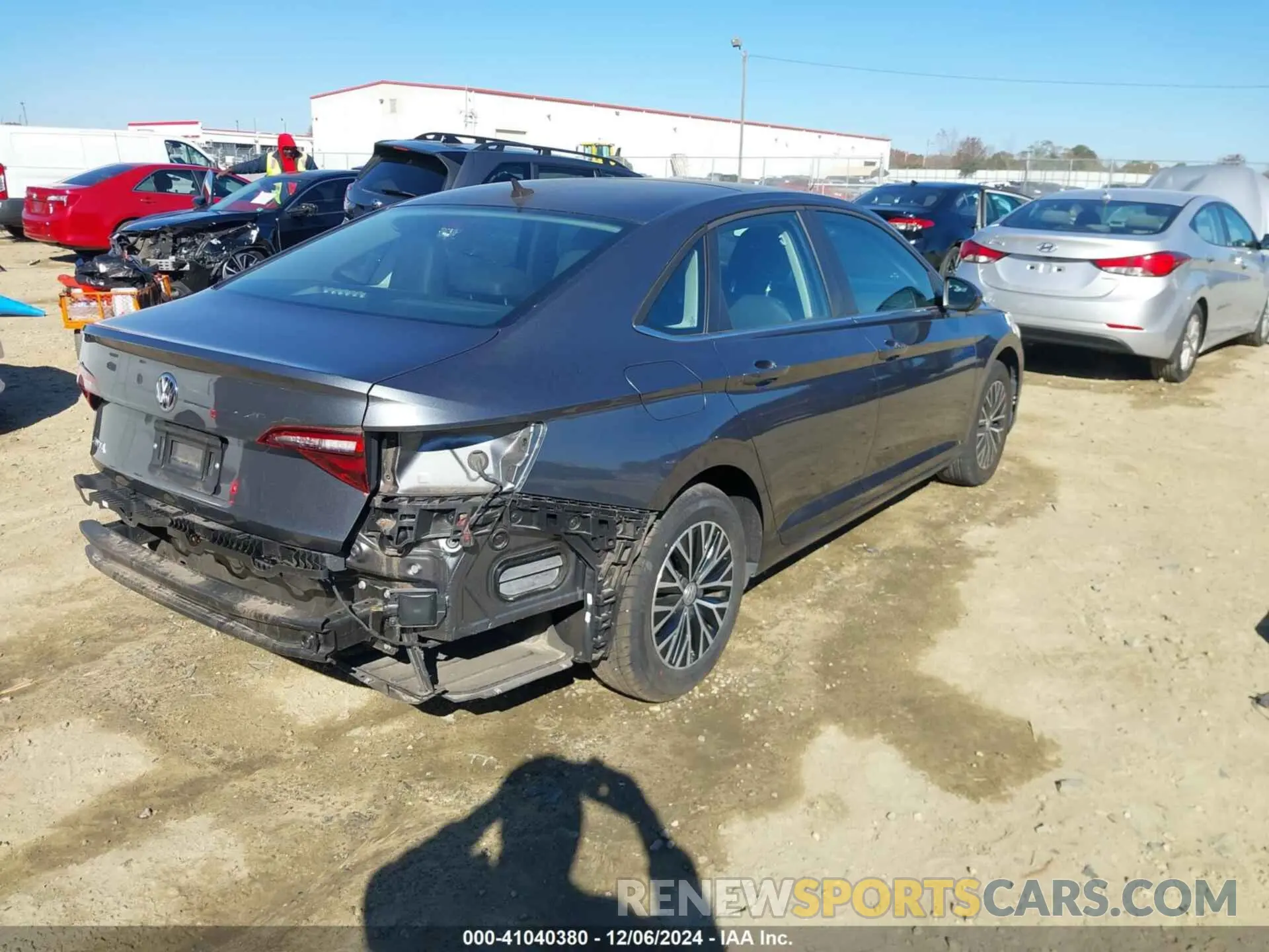 4 Photograph of a damaged car 3VWC57BU8KM055378 VOLKSWAGEN JETTA 2019