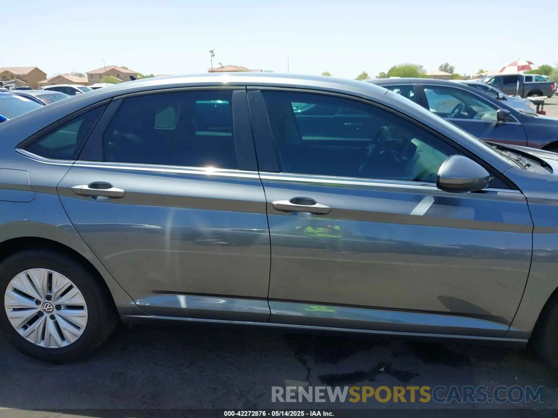 14 Photograph of a damaged car 3VWC57BU8KM078627 VOLKSWAGEN JETTA 2019