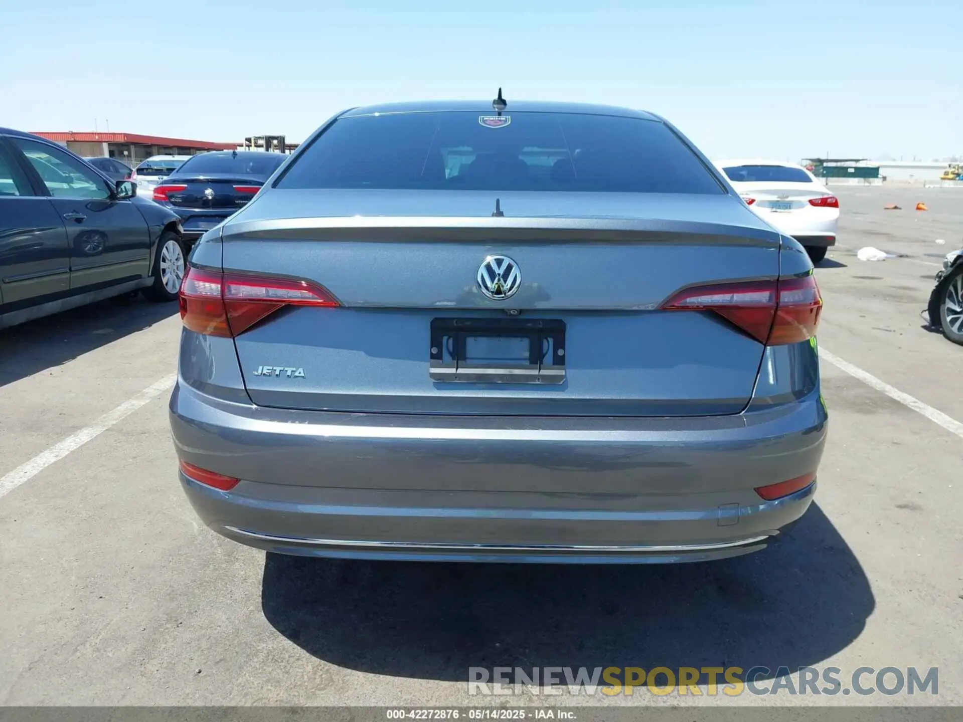 17 Photograph of a damaged car 3VWC57BU8KM078627 VOLKSWAGEN JETTA 2019