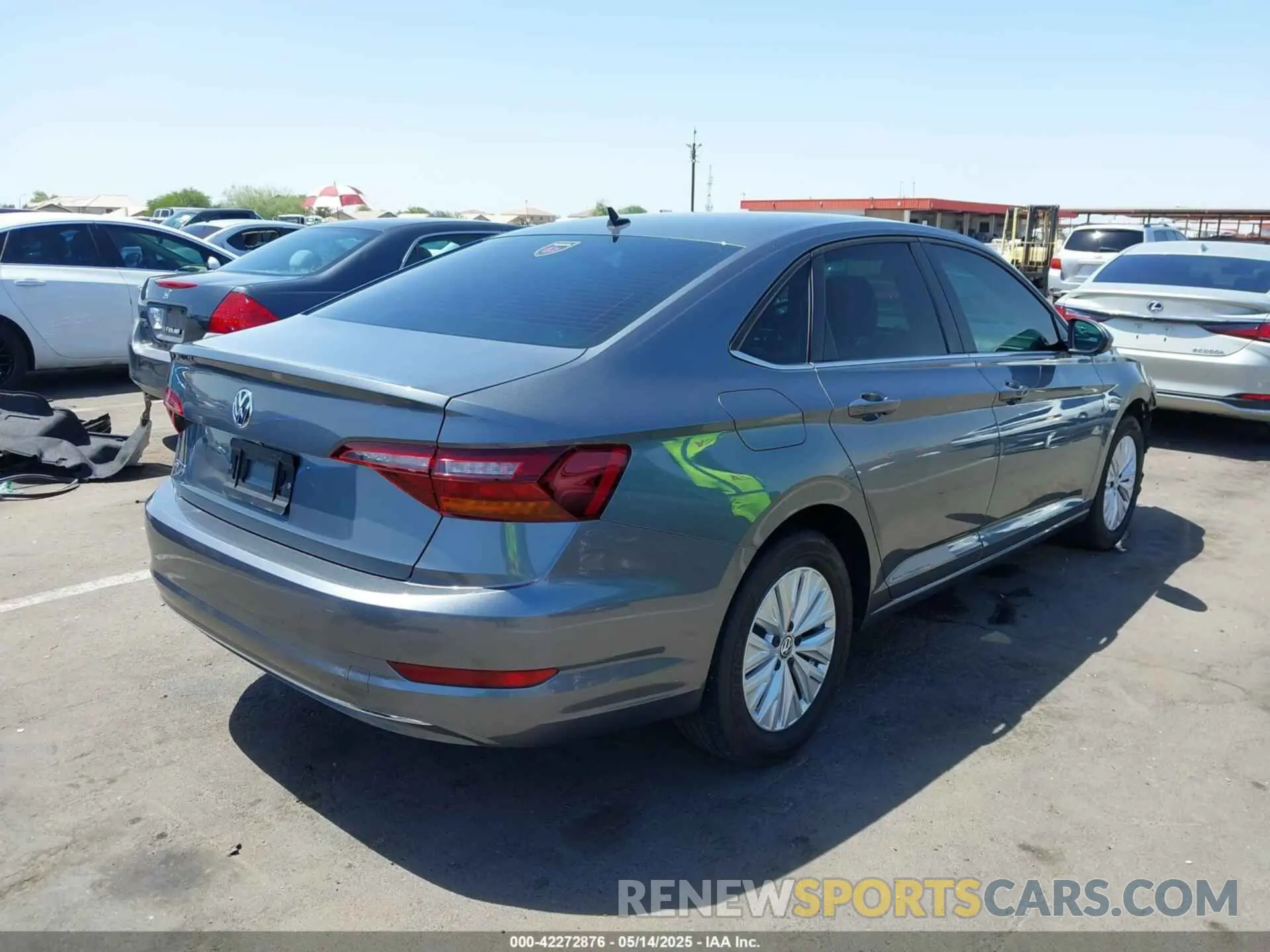 4 Photograph of a damaged car 3VWC57BU8KM078627 VOLKSWAGEN JETTA 2019