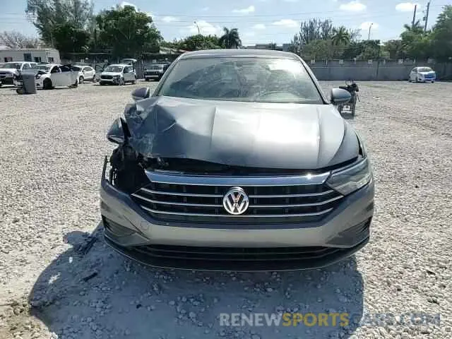 13 Photograph of a damaged car 3VWC57BU8KM085111 VOLKSWAGEN JETTA 2019