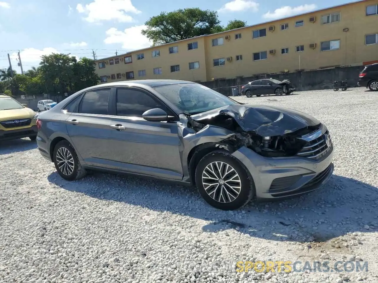 4 Photograph of a damaged car 3VWC57BU8KM085111 VOLKSWAGEN JETTA 2019
