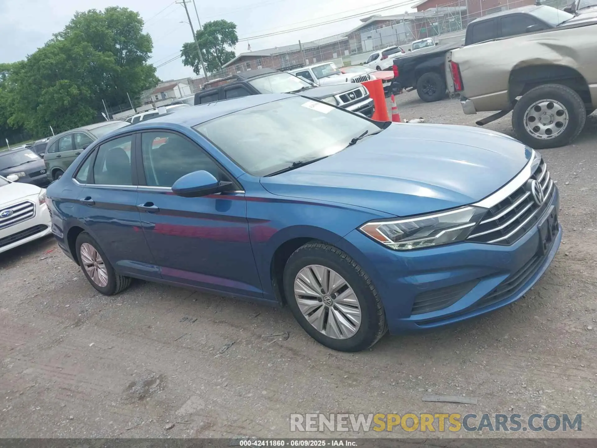 13 Photograph of a damaged car 3VWC57BU8KM085724 VOLKSWAGEN JETTA 2019