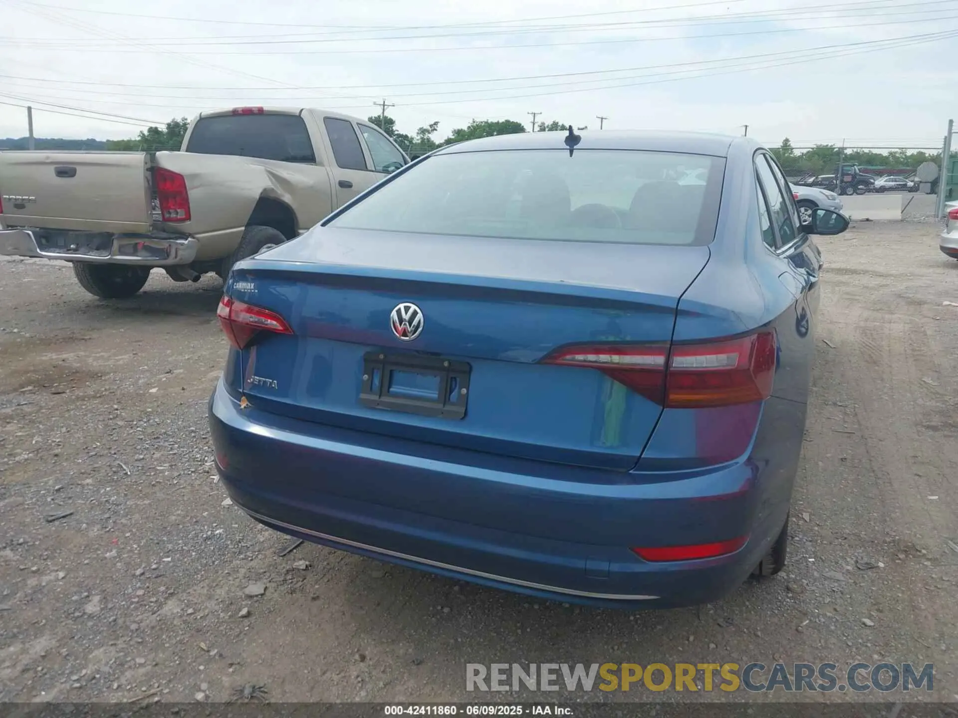 16 Photograph of a damaged car 3VWC57BU8KM085724 VOLKSWAGEN JETTA 2019