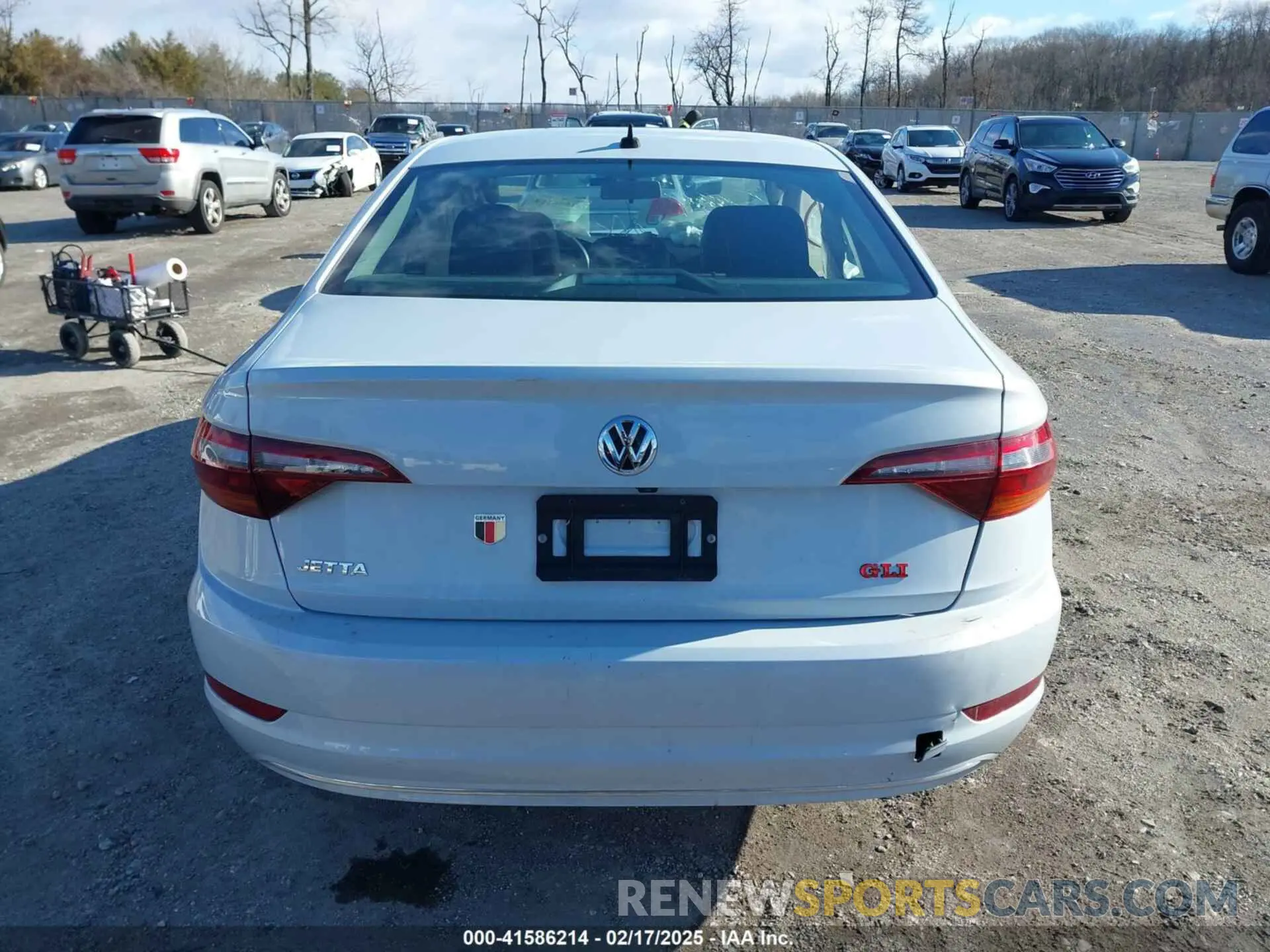 16 Photograph of a damaged car 3VWC57BU8KM102070 VOLKSWAGEN JETTA 2019