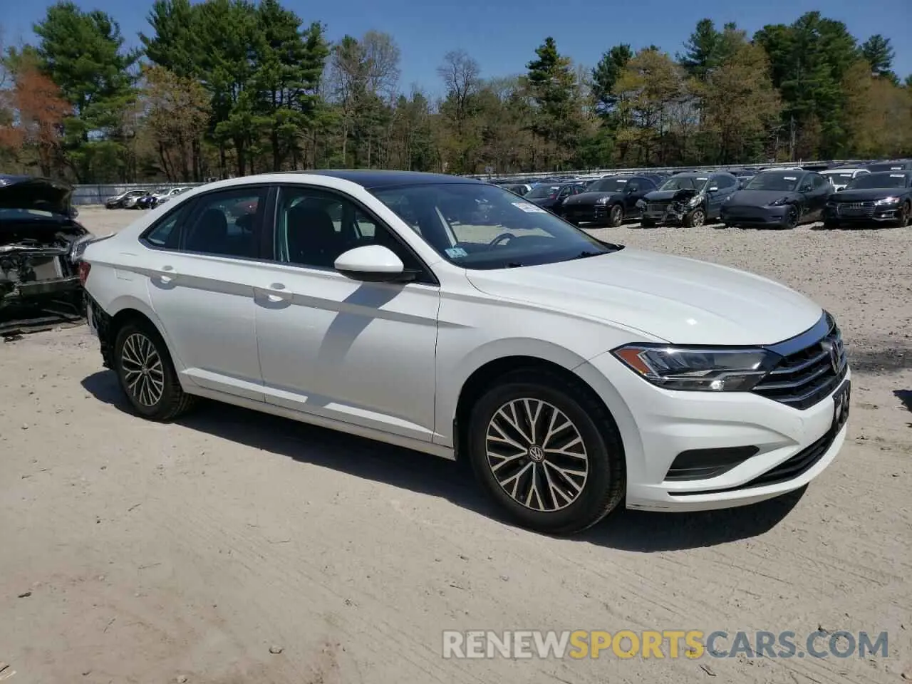 4 Photograph of a damaged car 3VWC57BU8KM119905 VOLKSWAGEN JETTA 2019