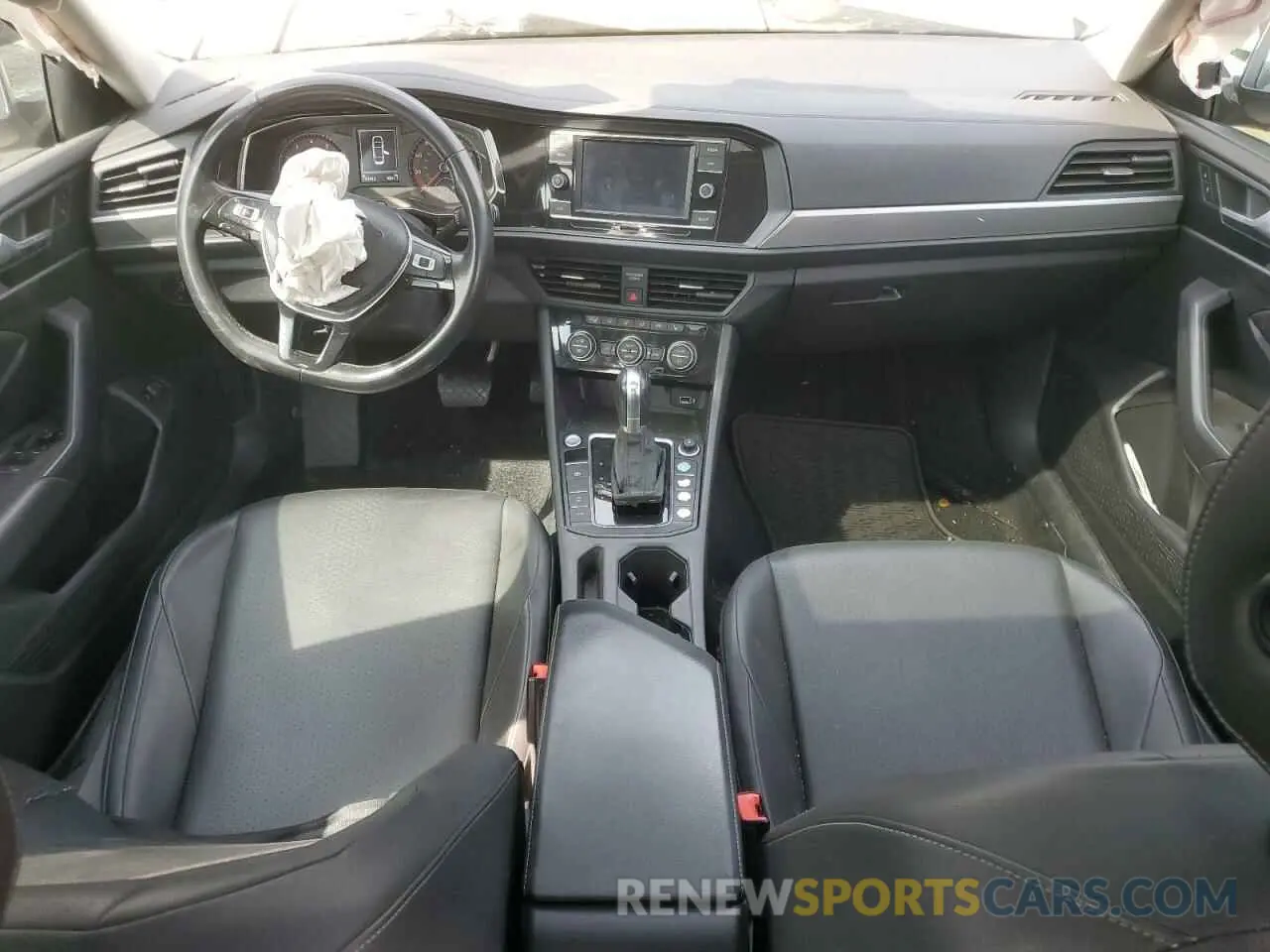 8 Photograph of a damaged car 3VWC57BU8KM124795 VOLKSWAGEN JETTA 2019